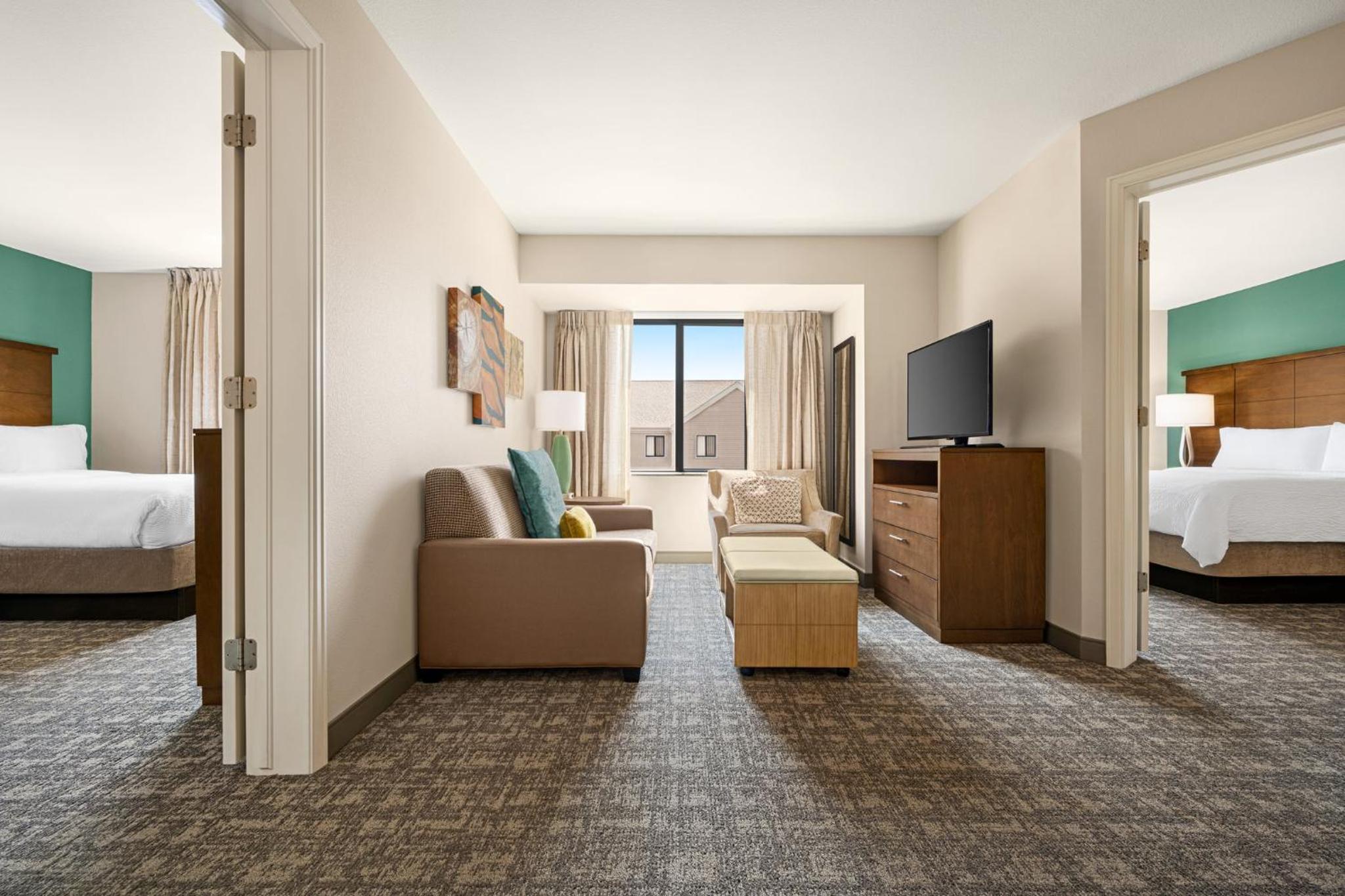 Two-Bedroom King Suite - Non-Smoking - Photo 4