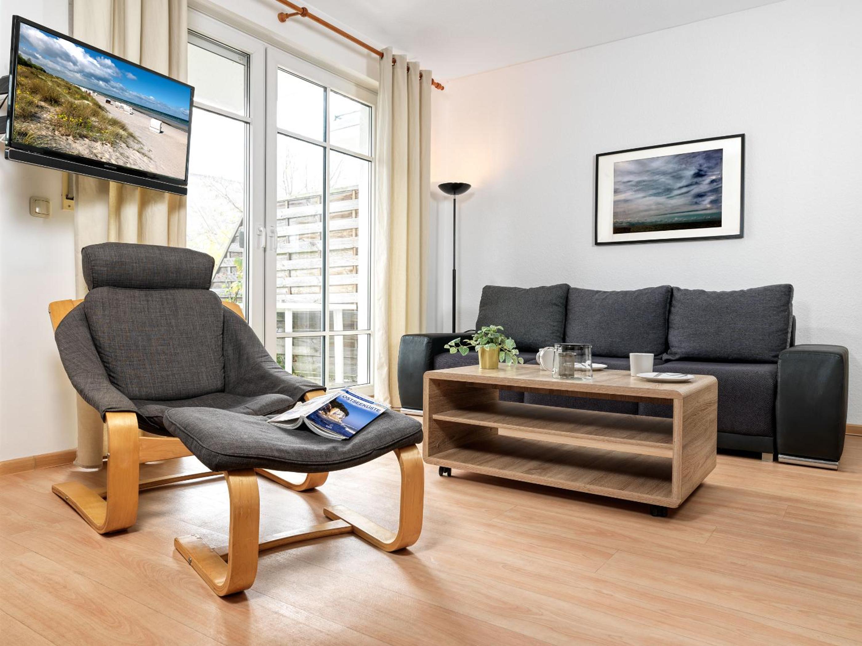 Apartment With Terrace photo 2