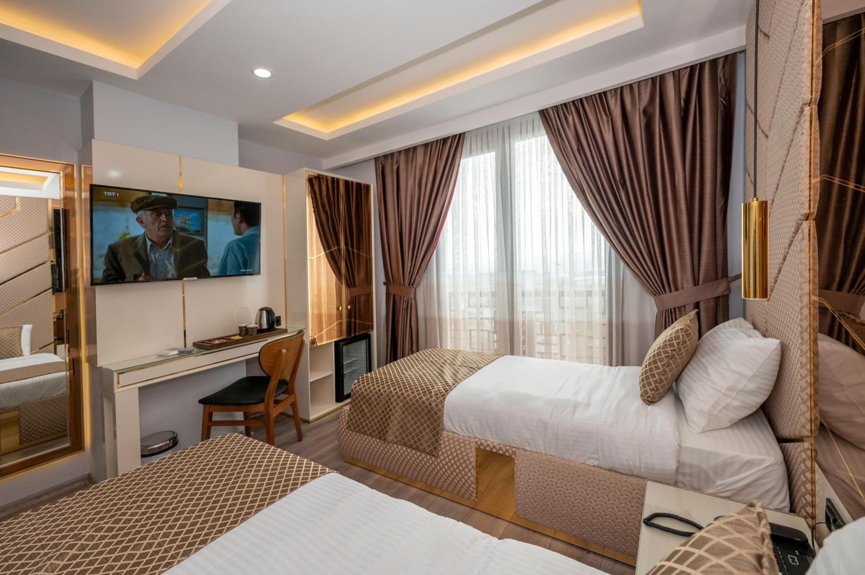 Deluxe Double Room - Photo 15