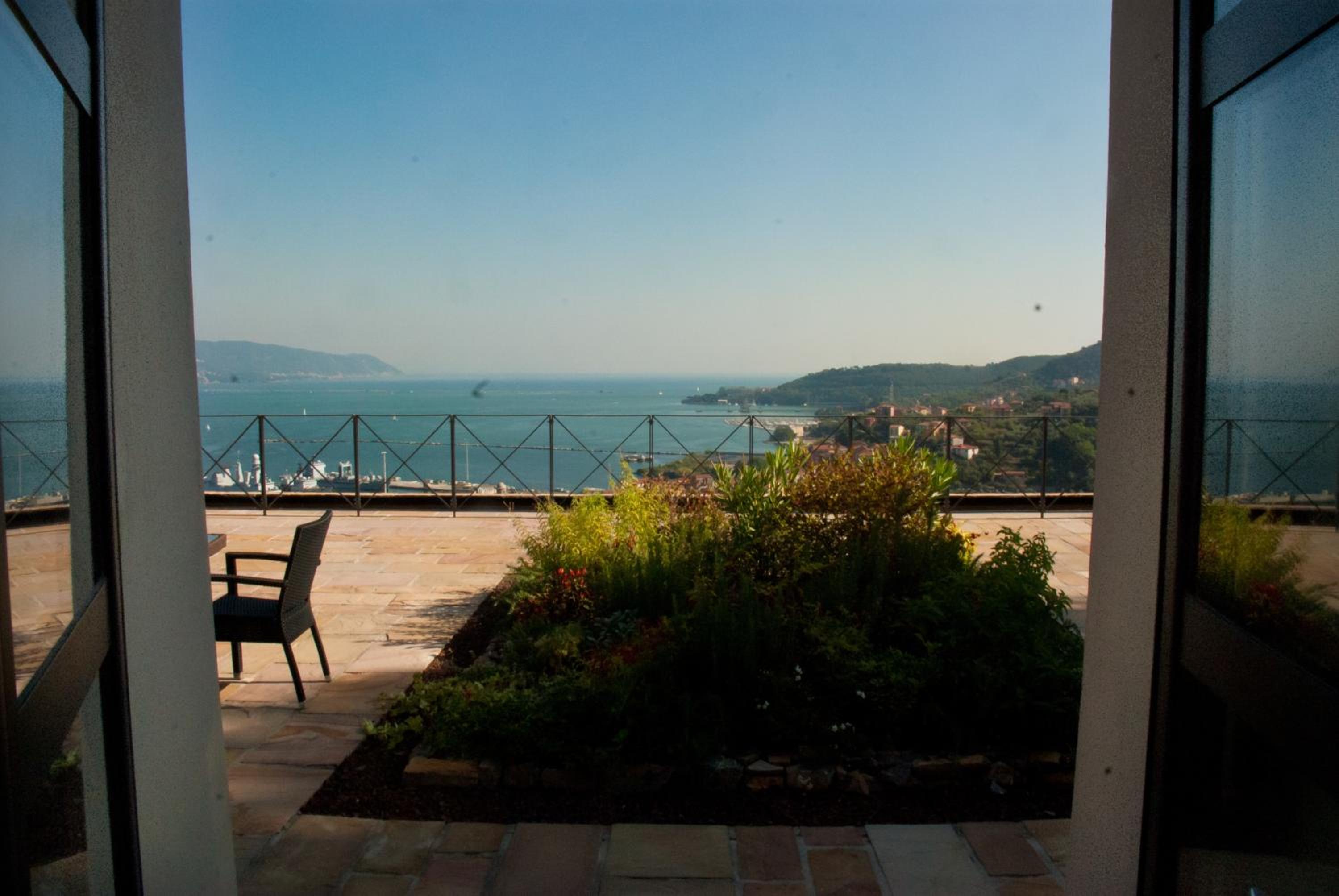 Studio with Sea View 2 photo 2