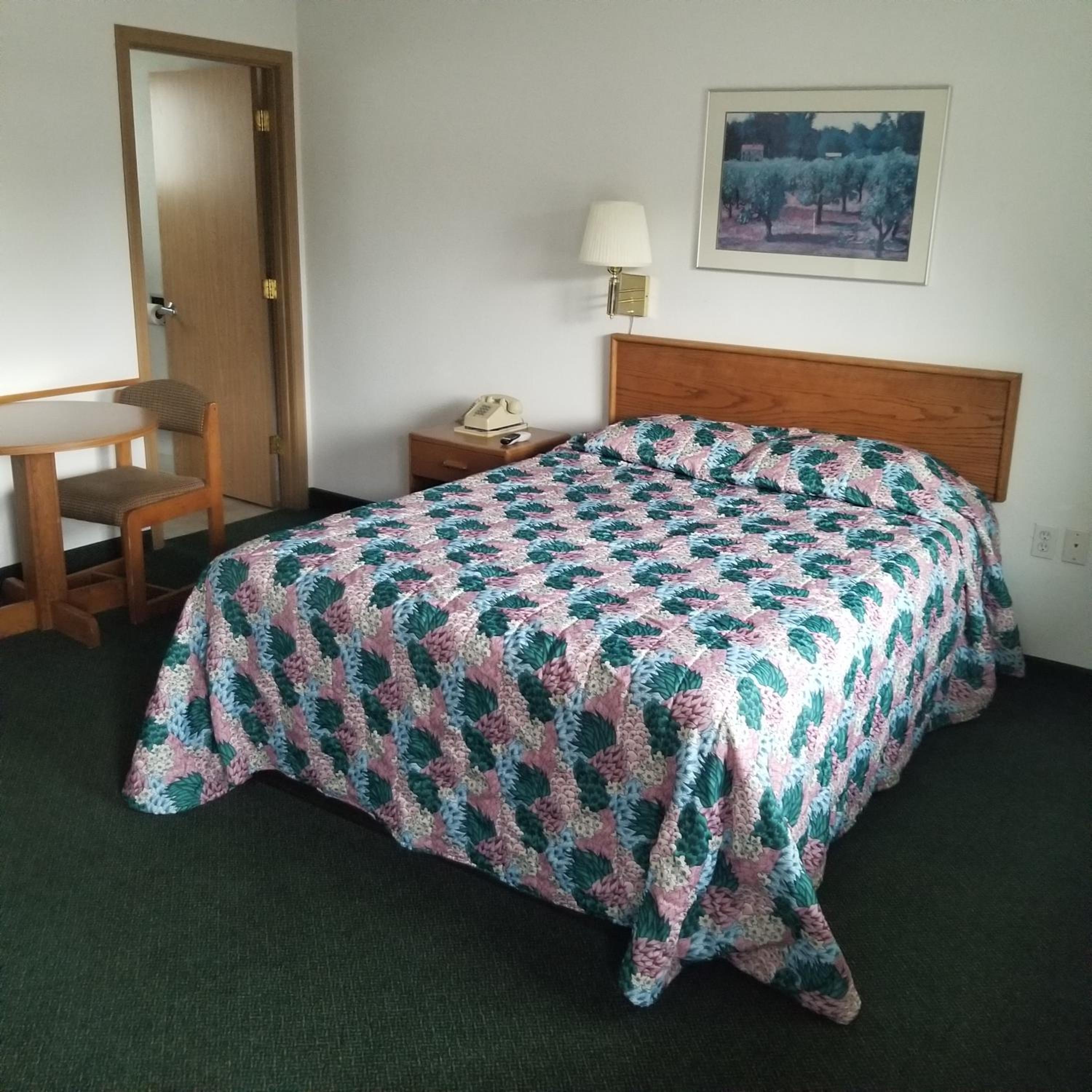 Deluxe Single Room