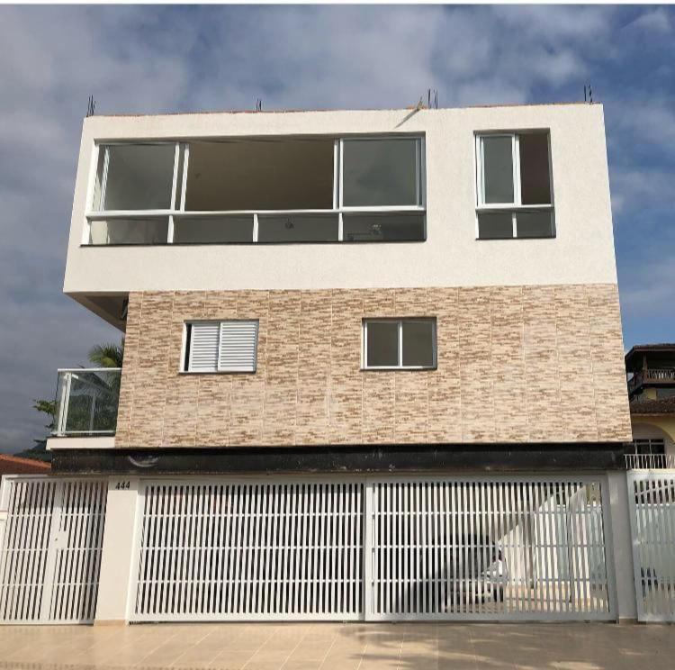 Apartment with Balcony - Photo 9