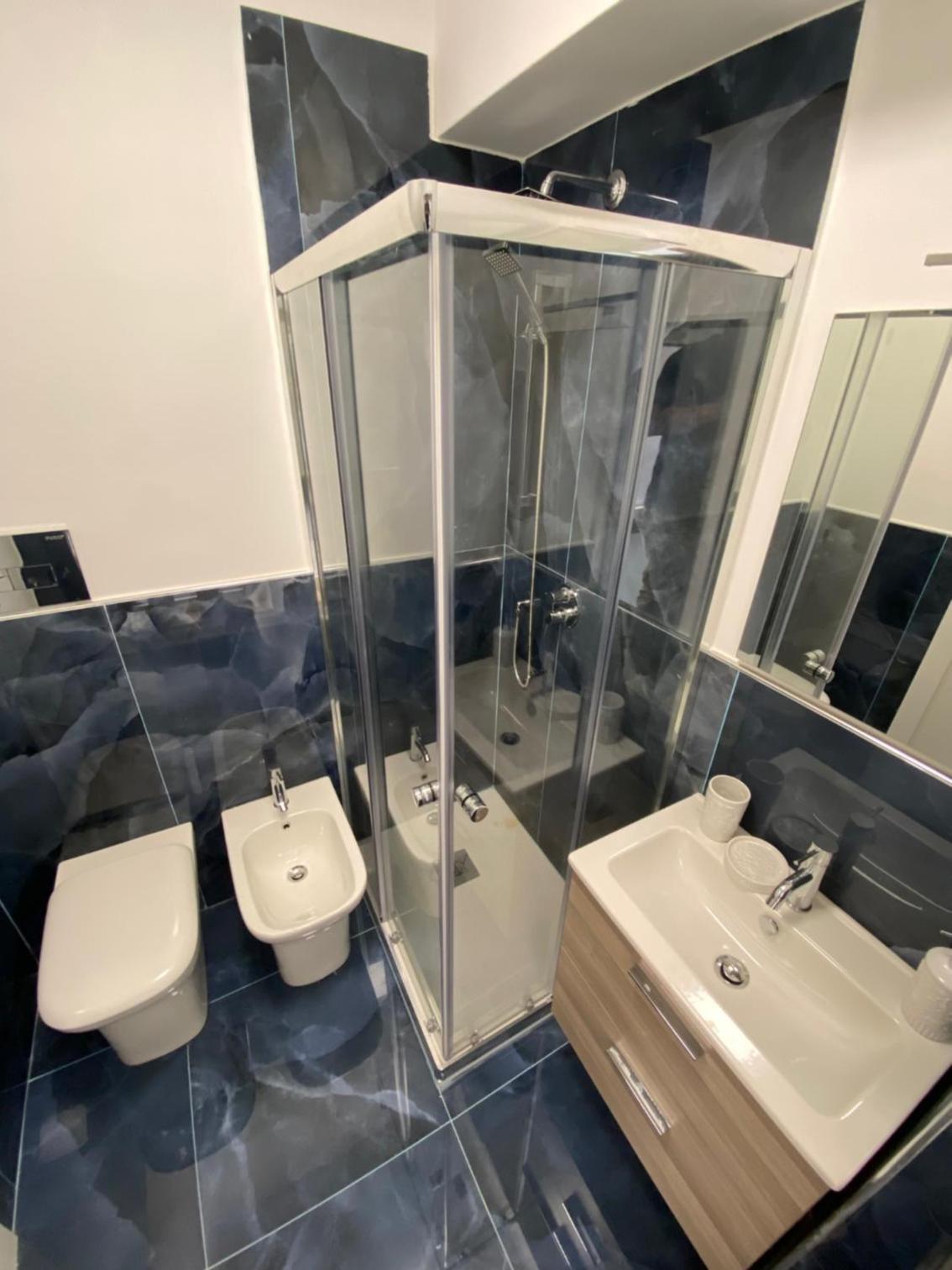 Deluxe Queen Room - Photo 3