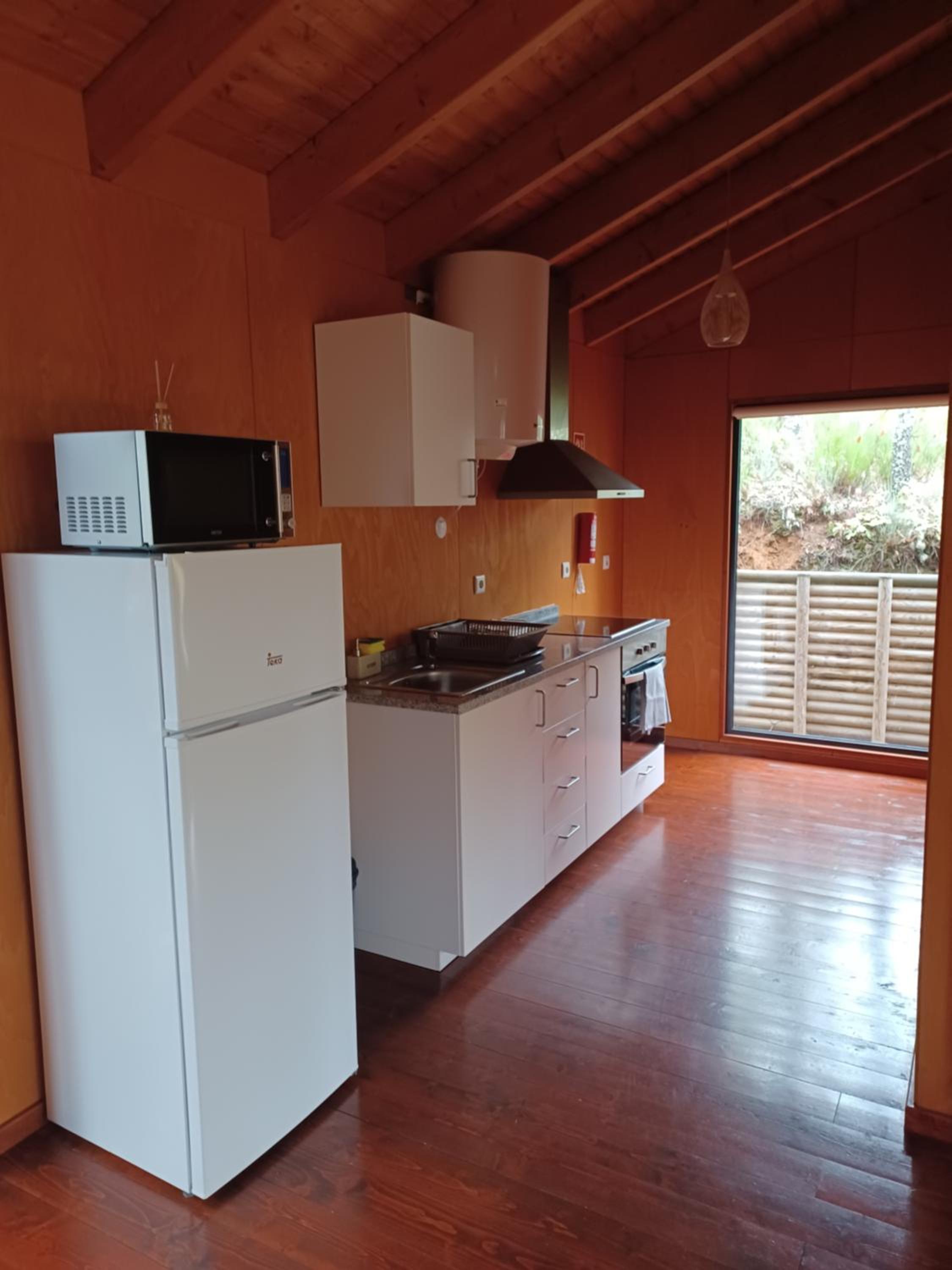 Two-Bedroom Bungalow - Photo 11