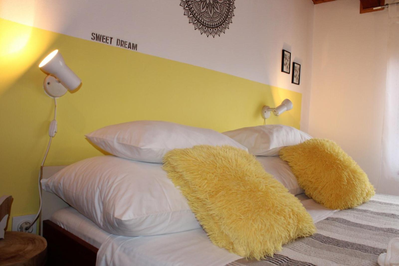Studio Apartment photo 2