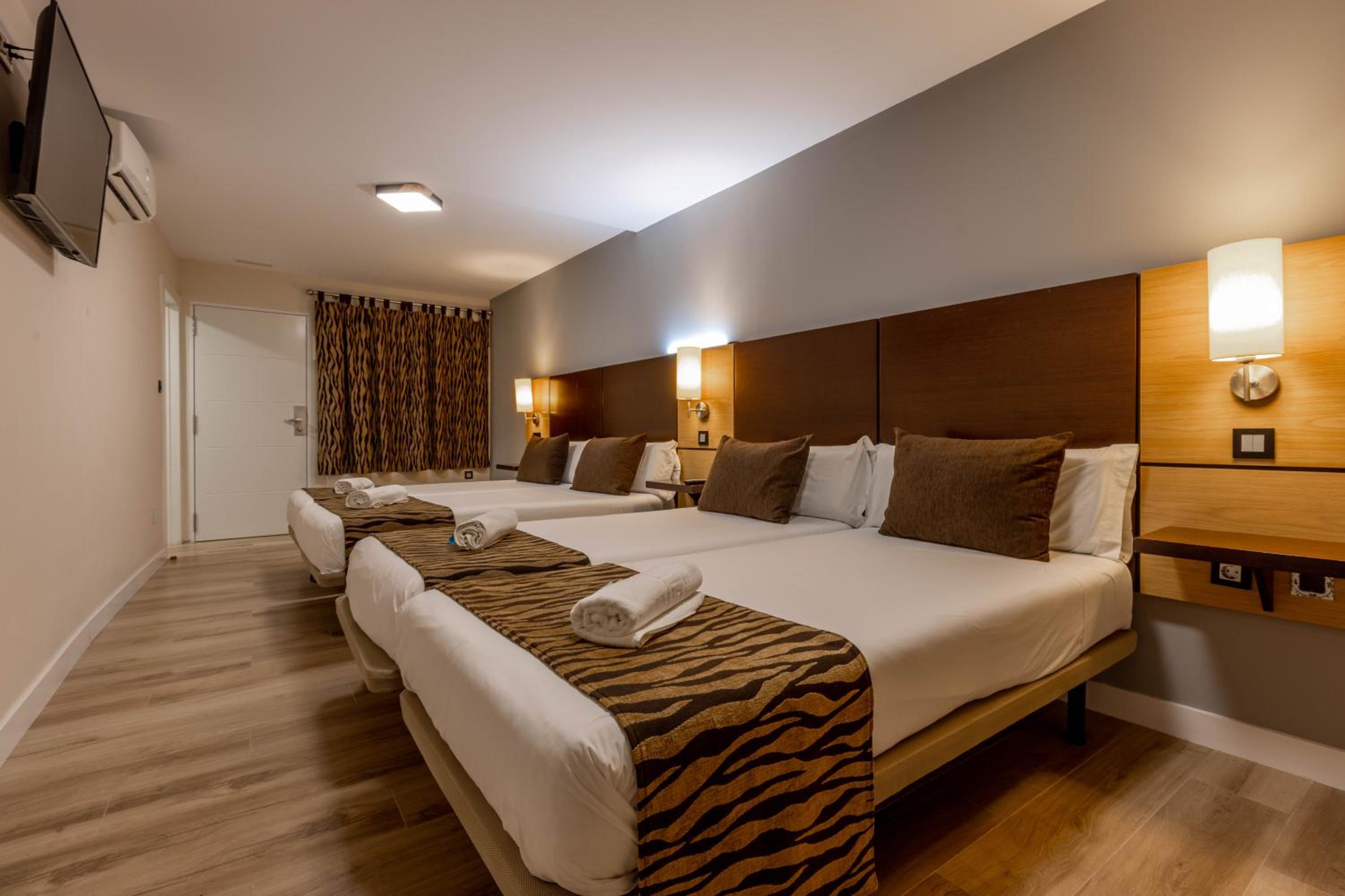 Quadruple Room photo 3