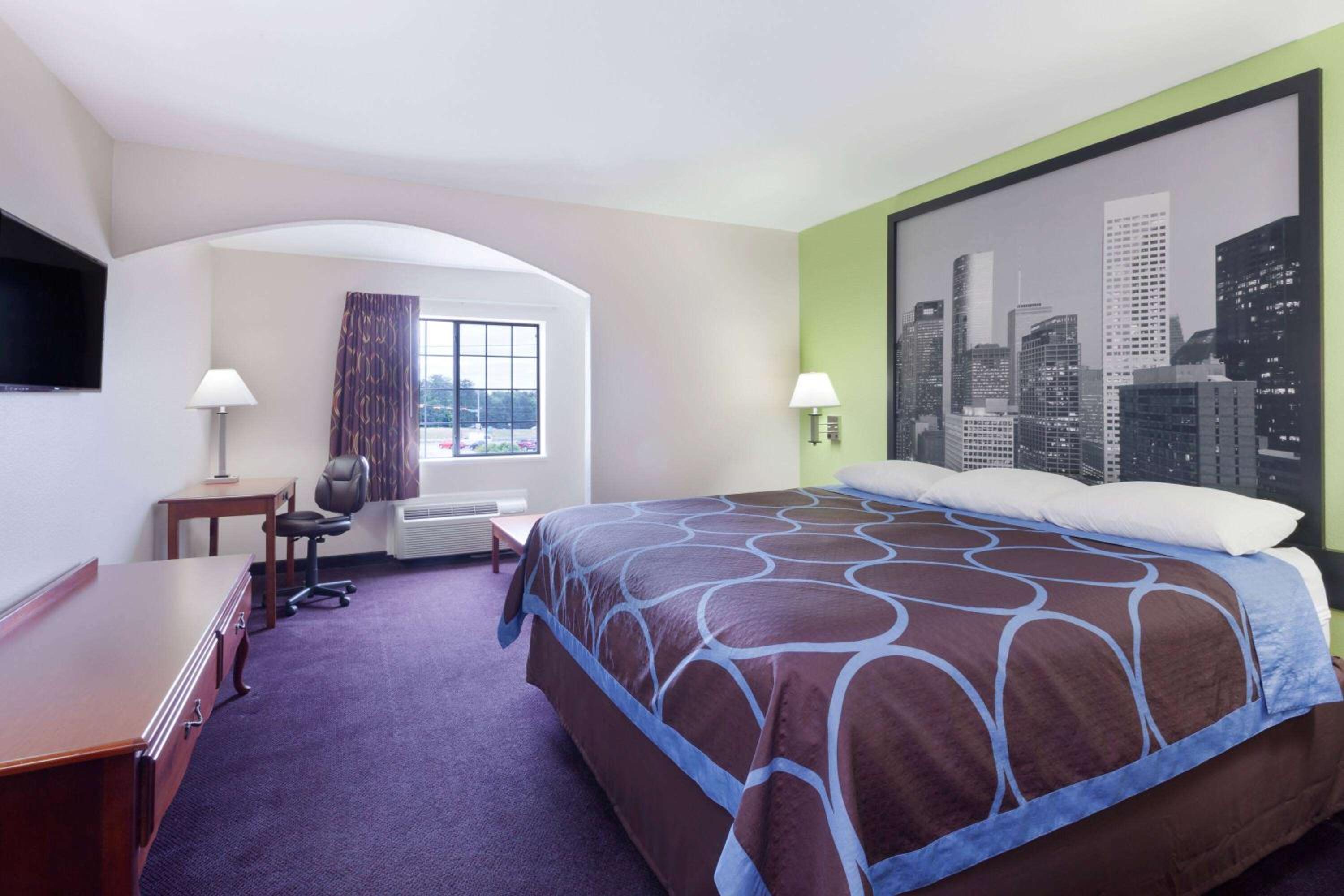 King Room - Mobility Access/Non-Smoking photo 3