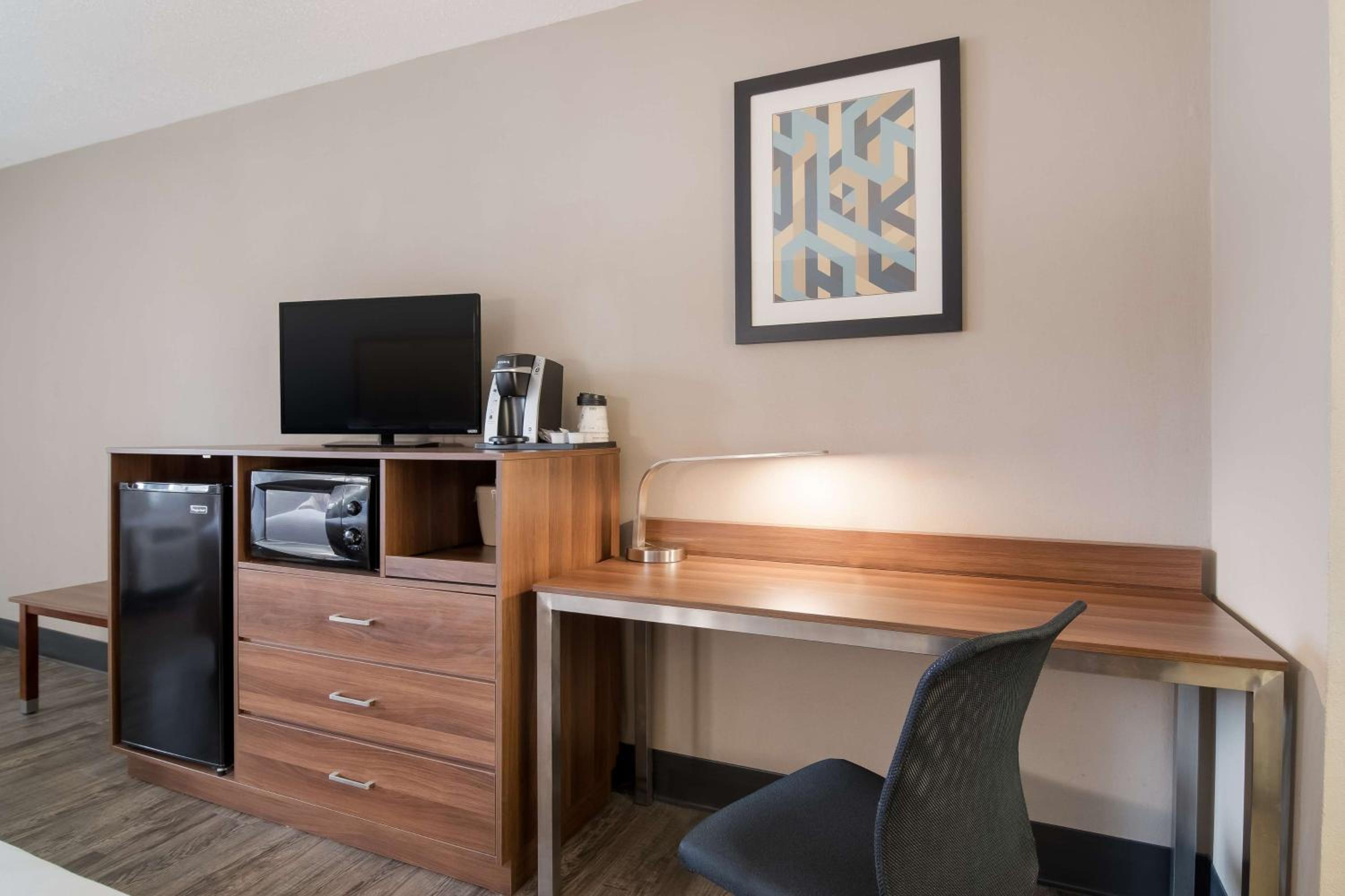 Double Room with Two Double Beds - Non-Smoking - Photo 3