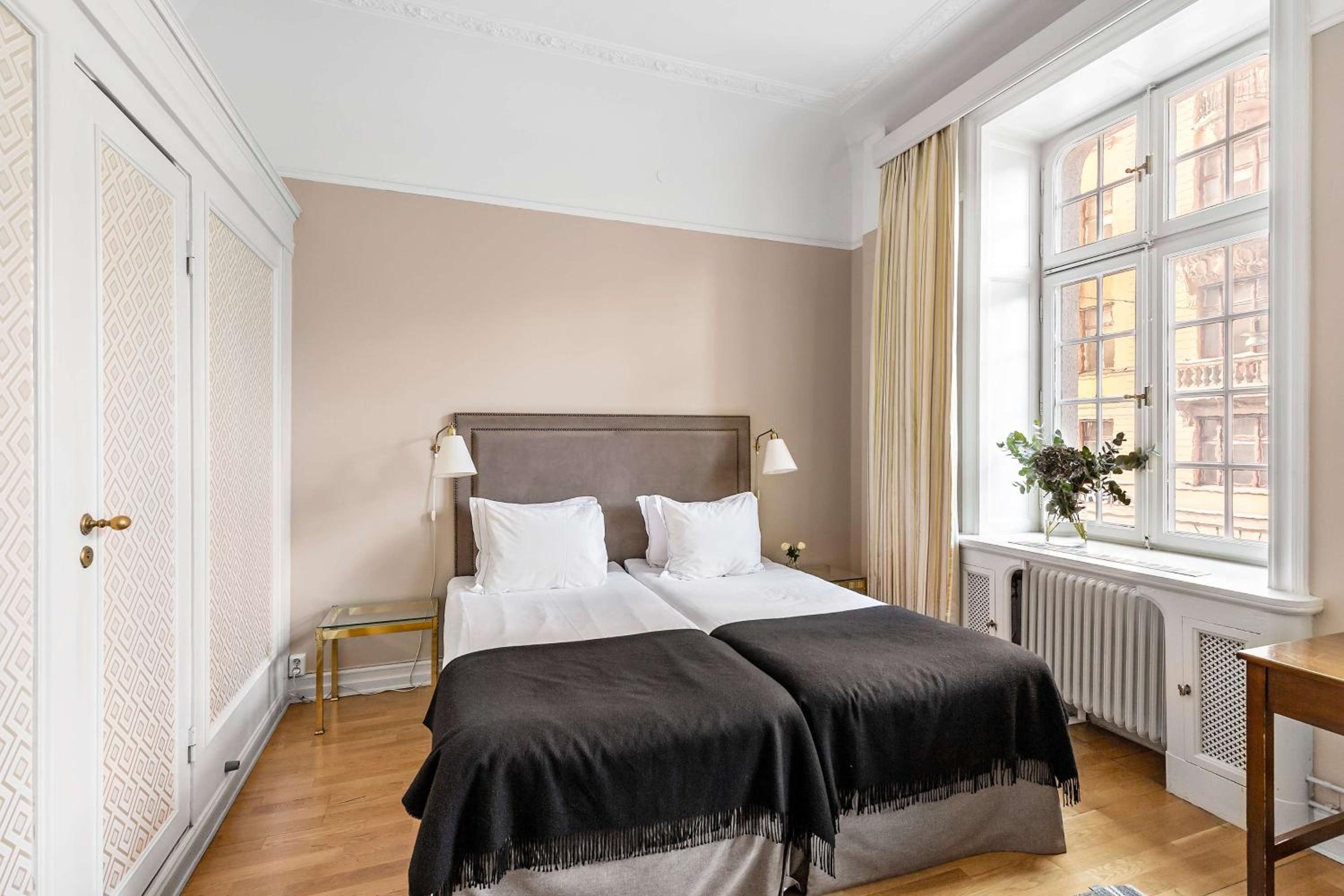 Classic Twin Room - Non-Smoking - Photo 6