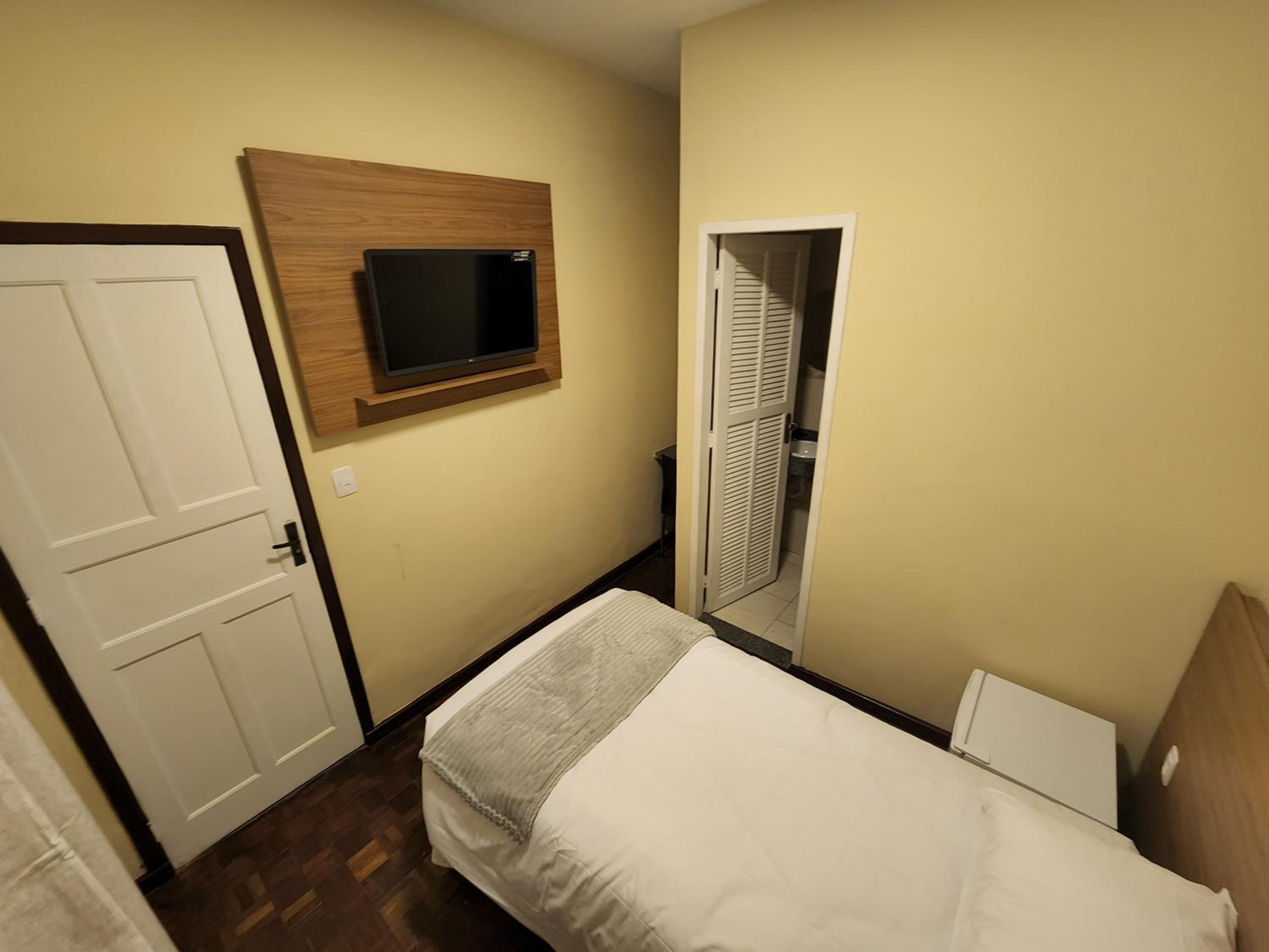 Single Room - Photo 4