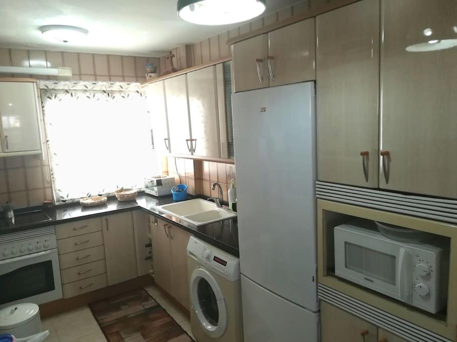 Two-Bedroom Apartment With Balcony And Sea View photo 3