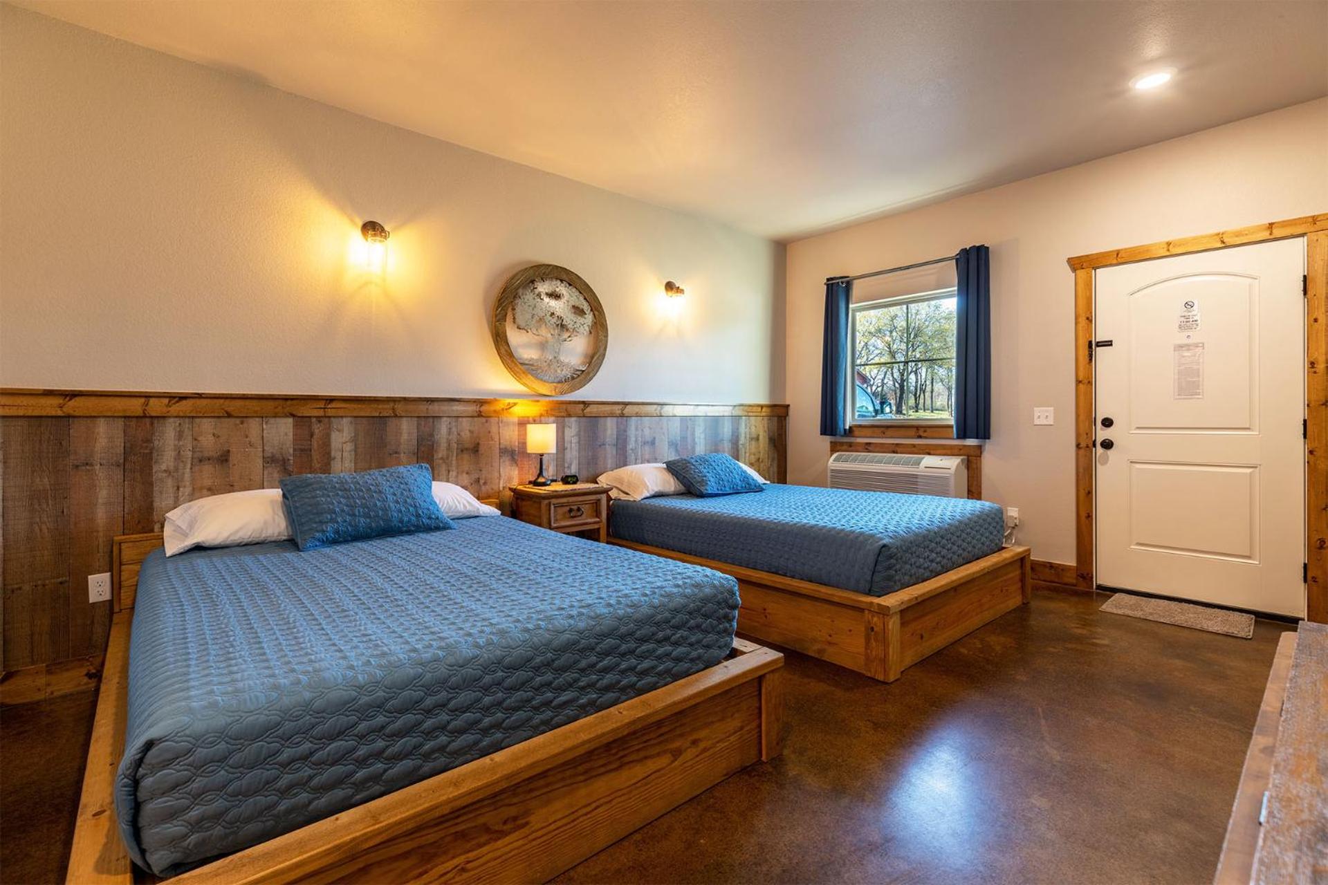 Standard Queen Room photo 1