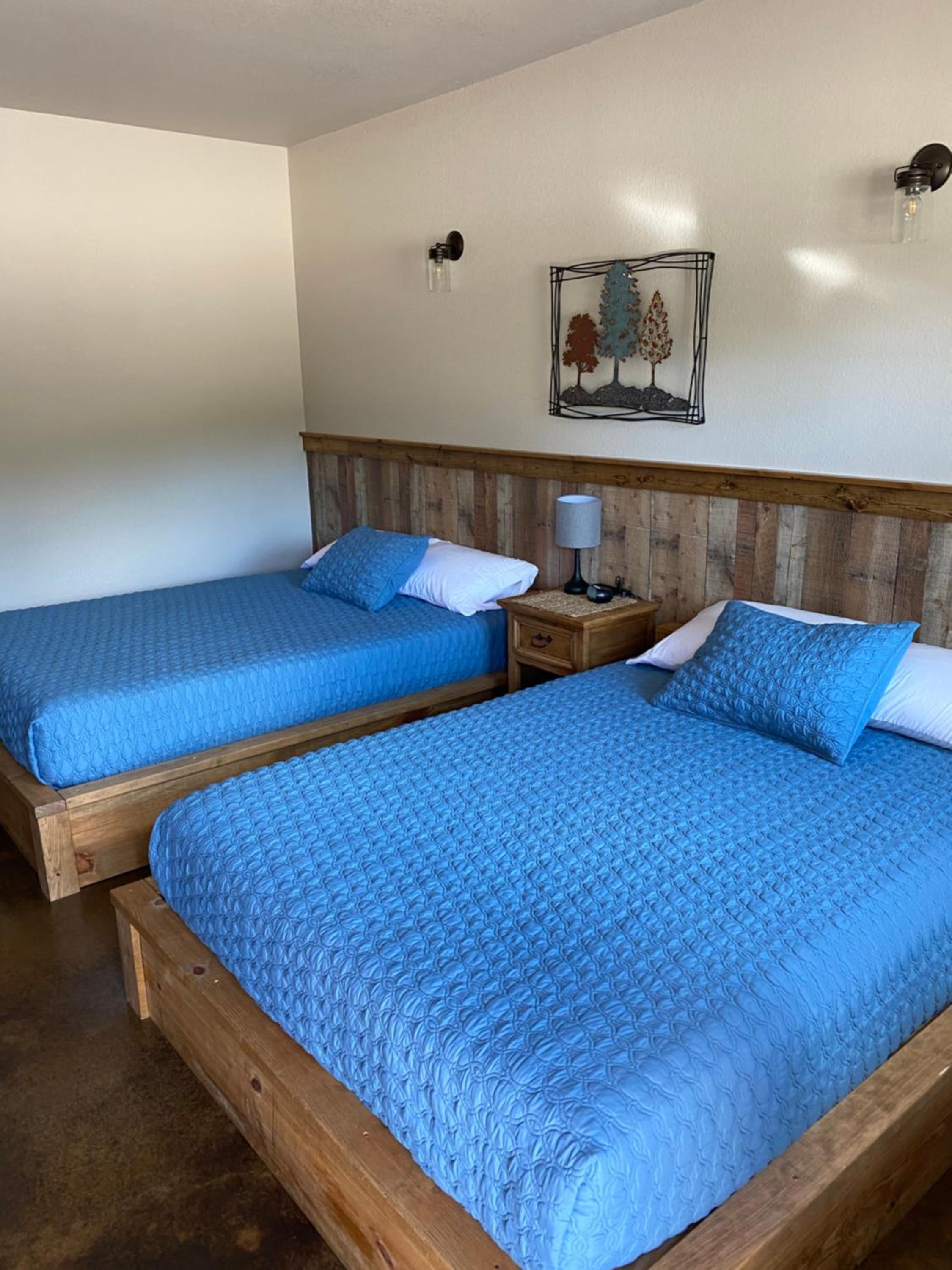 Standard Queen Room
