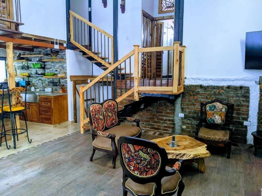 Four-Bedroom House photo 1