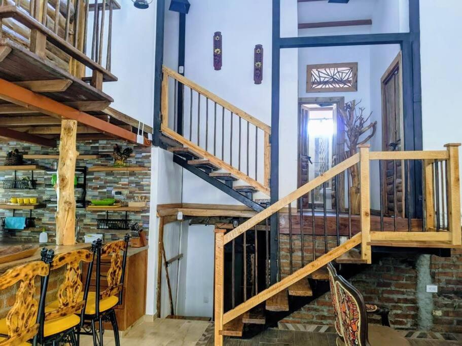 Four-Bedroom House photo 3