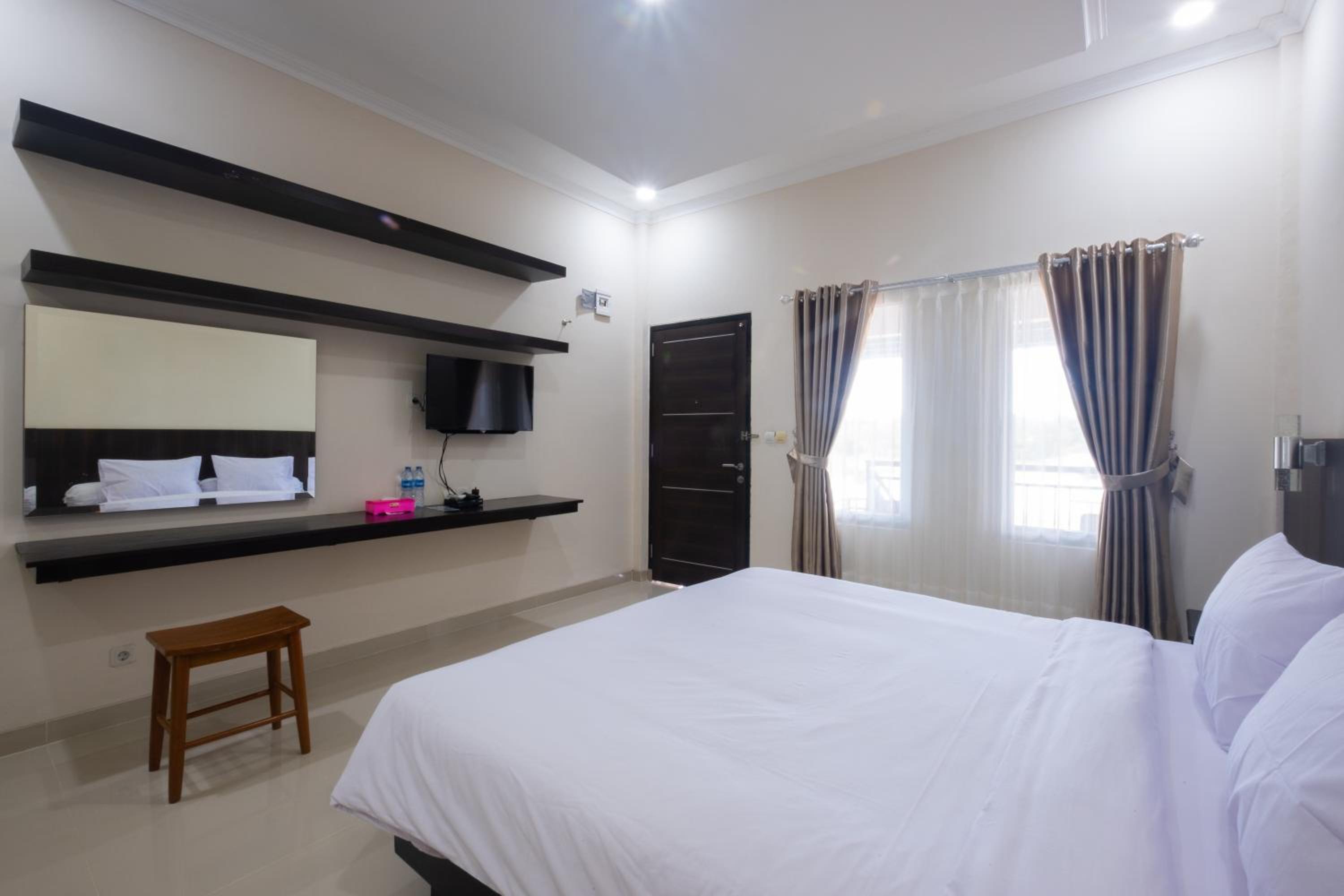 Deluxe Double Room photo 3