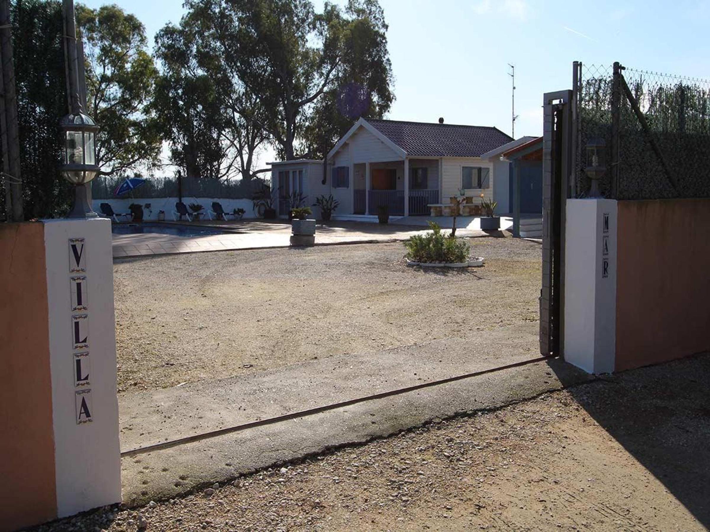 Villa photo 3