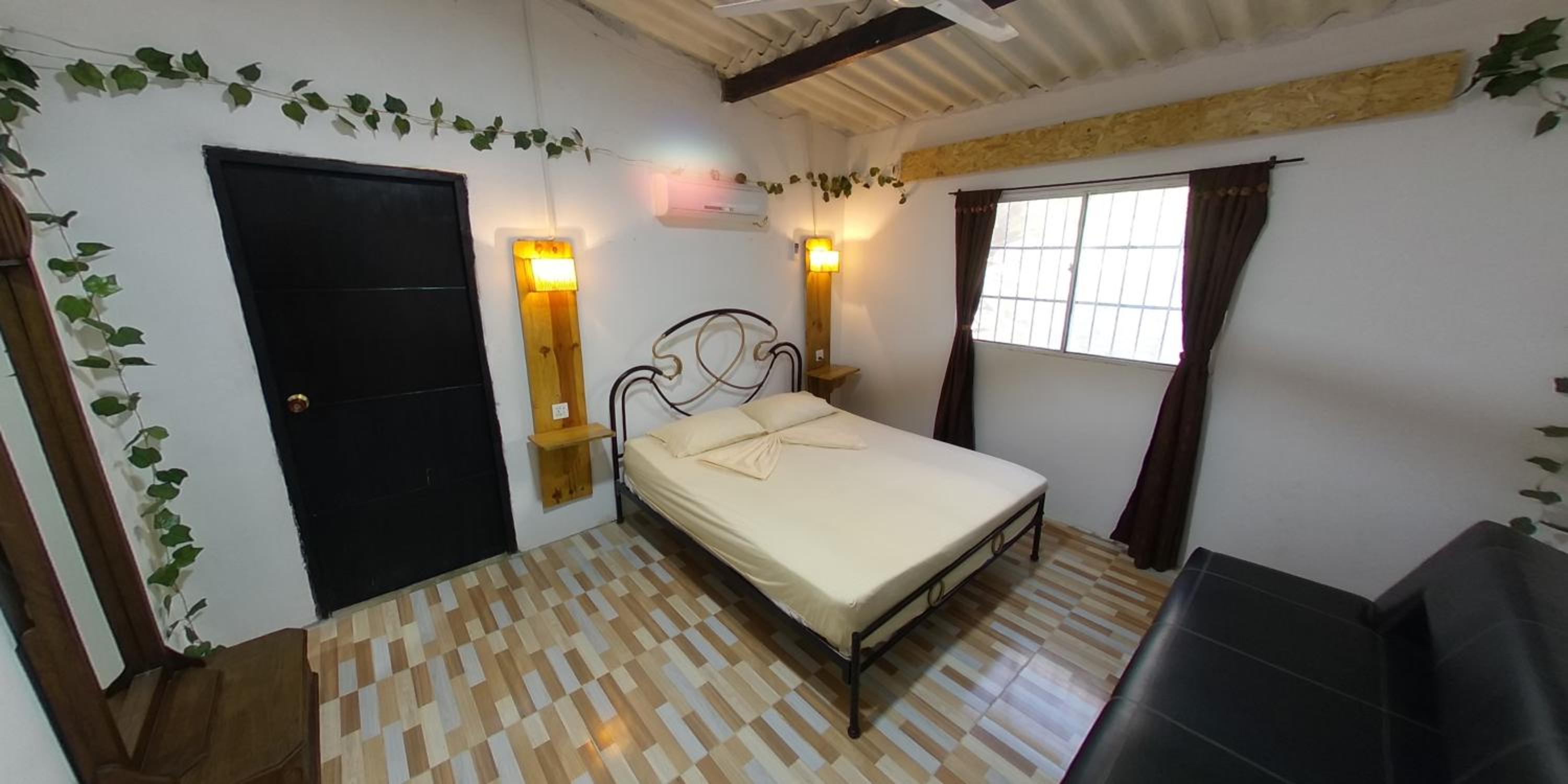 Double Room with Private Bathroom photo 2