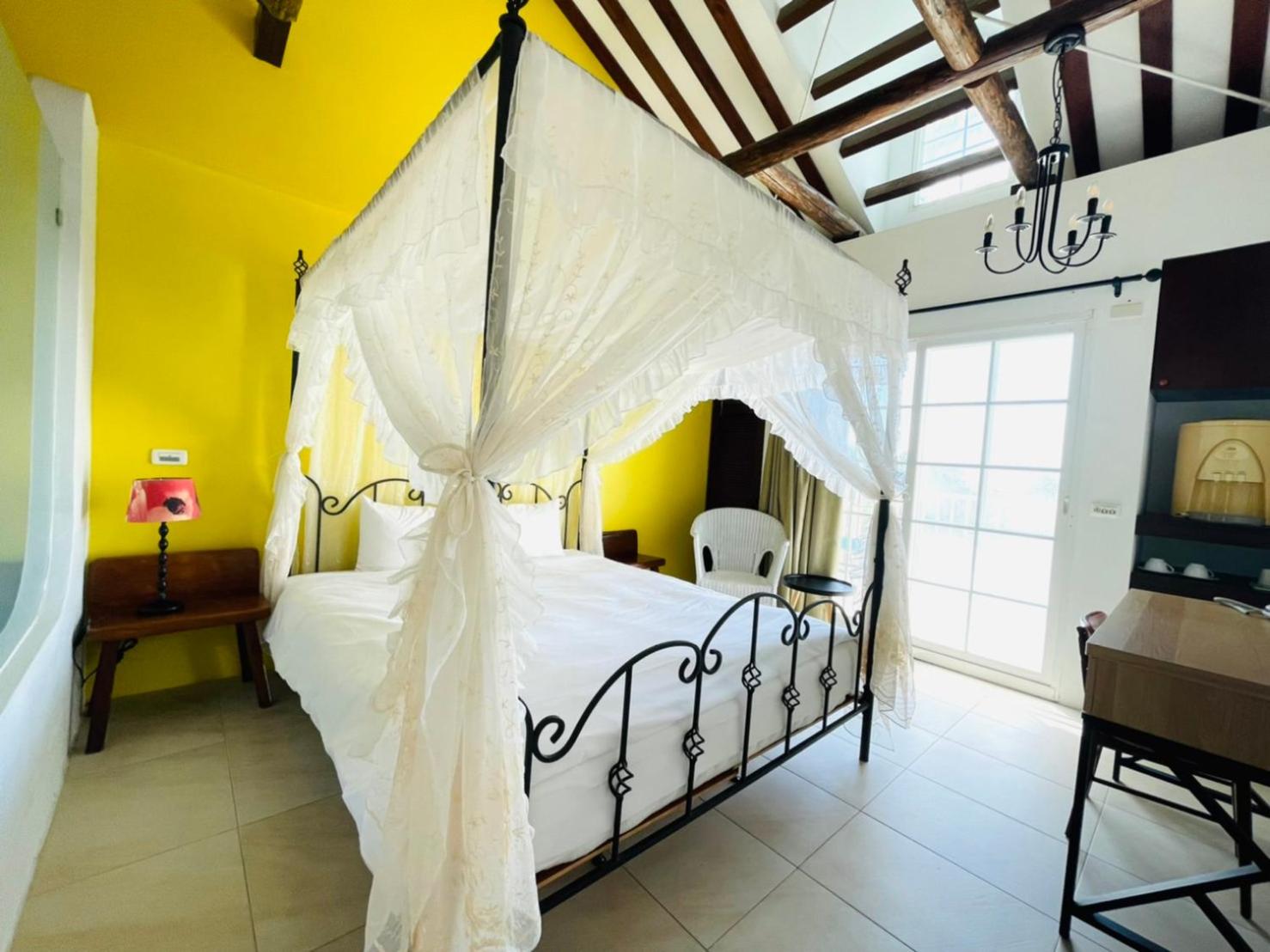 Classic Double room with landmark sea view balcony photo 2