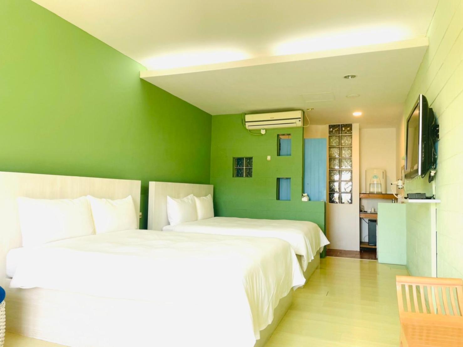 Comfort Quadruple Room with Deluxe Courtyard photo 2