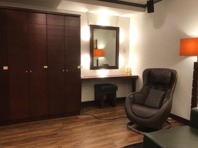 Large Double Room photo 2