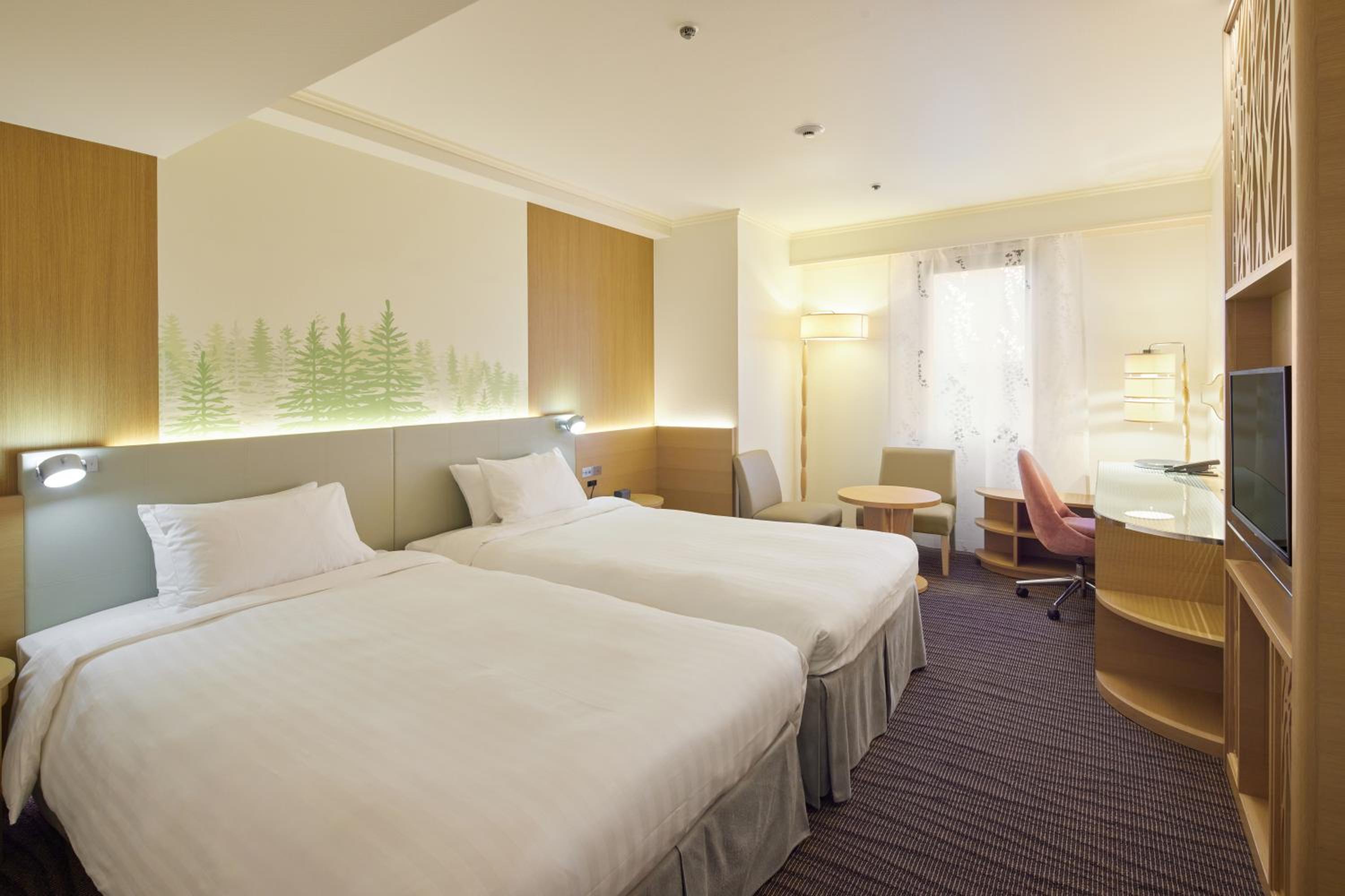 Moderate Twin Room - Non-Smoking
