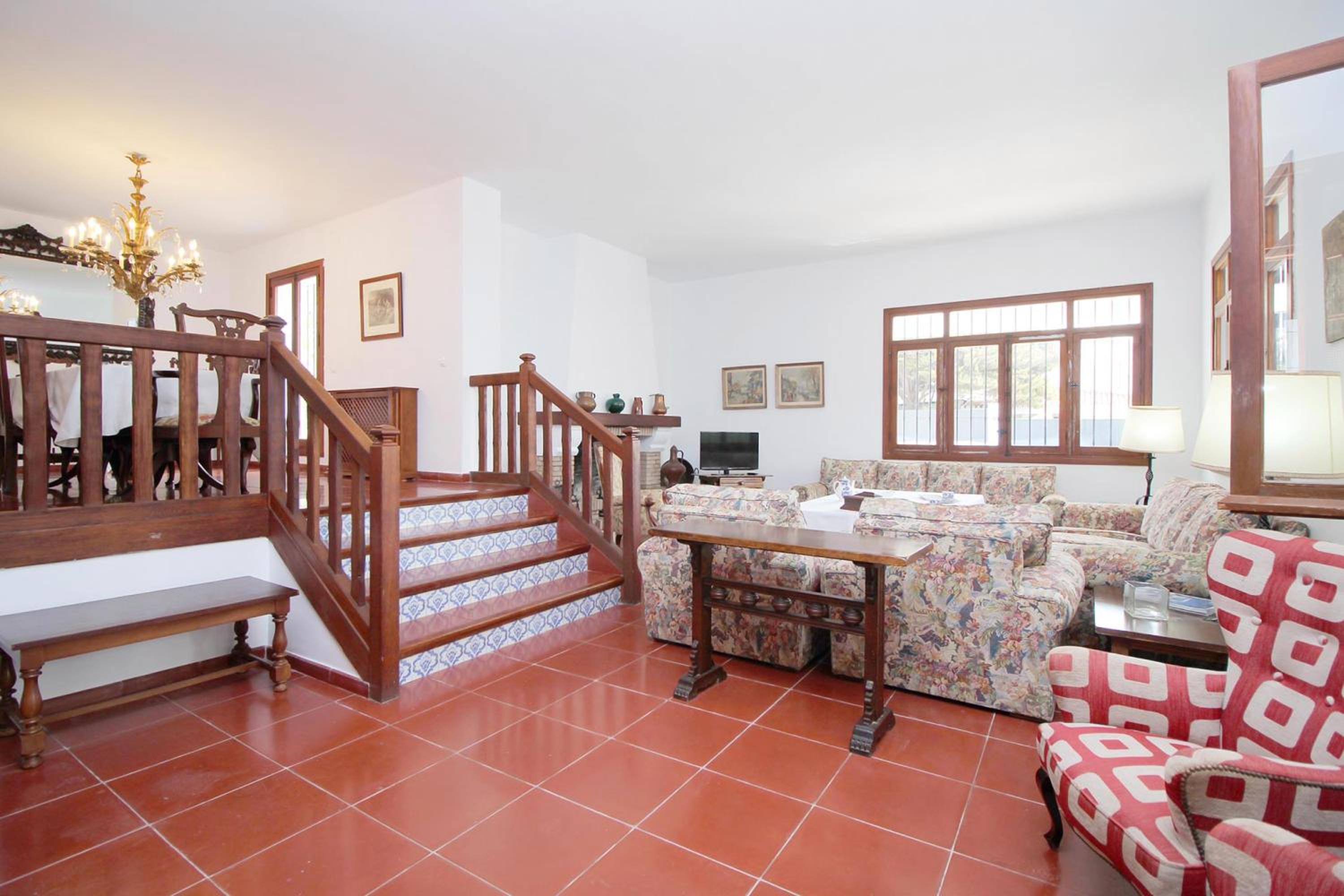 Villa photo 3