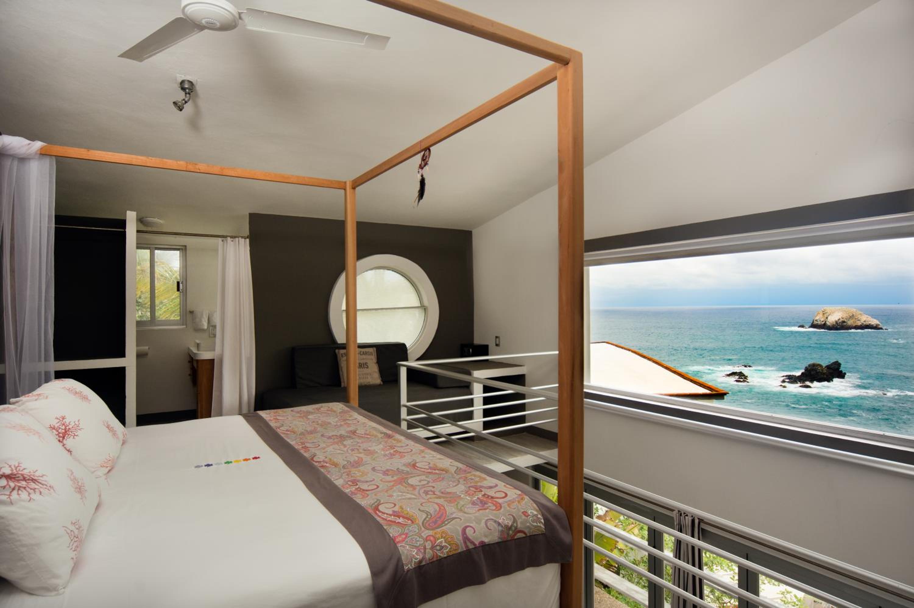 Duplex Suite - Photo 4