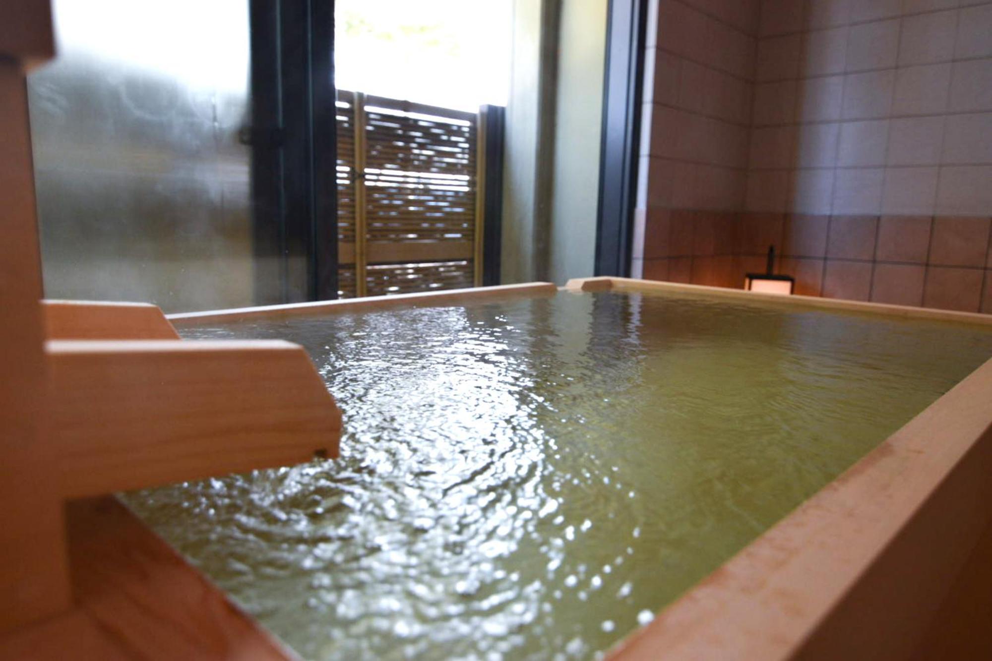 Japanese-Style Deluxe Room with Private Bathroom photo 2