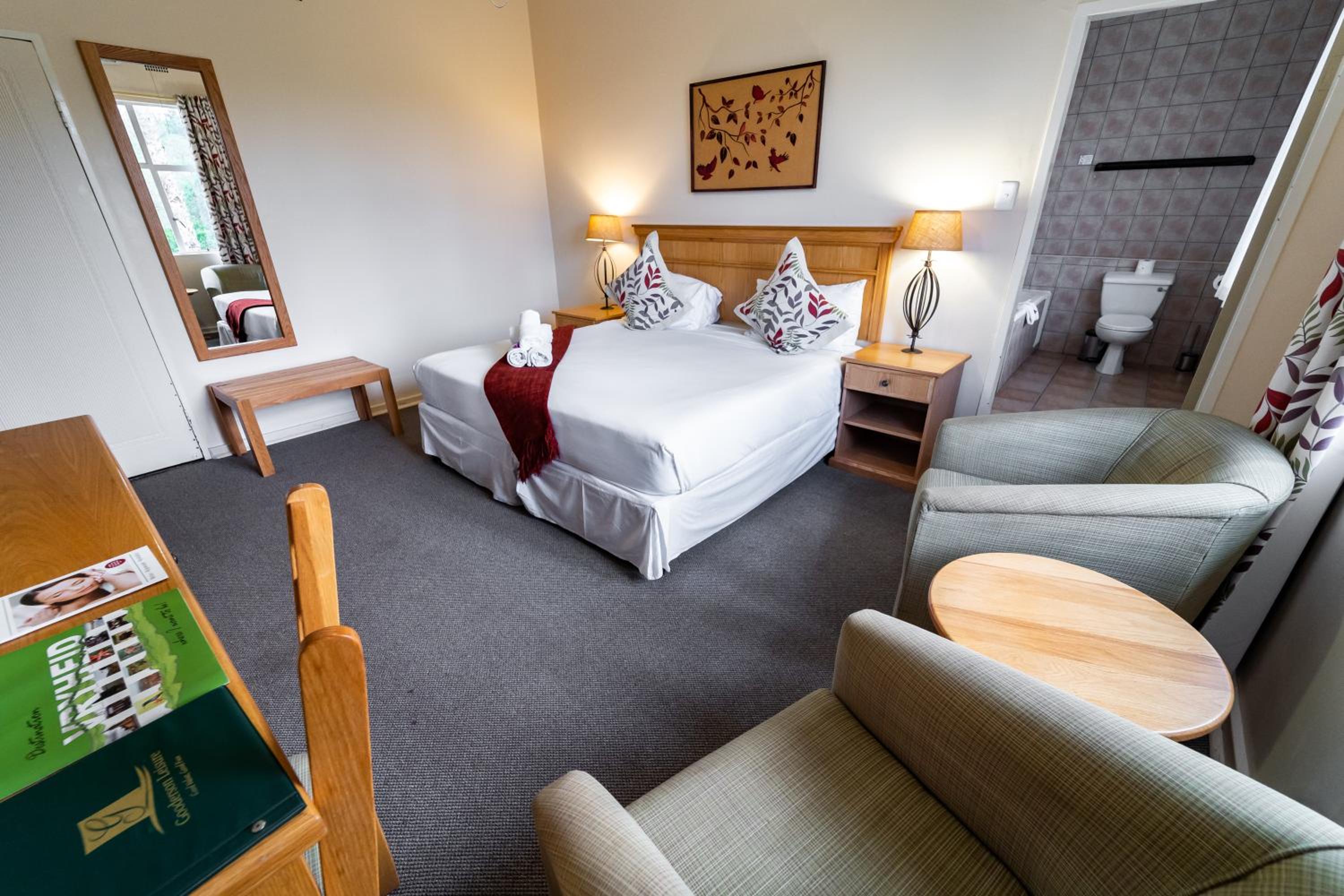 Deluxe Double Room with Bath photo 1