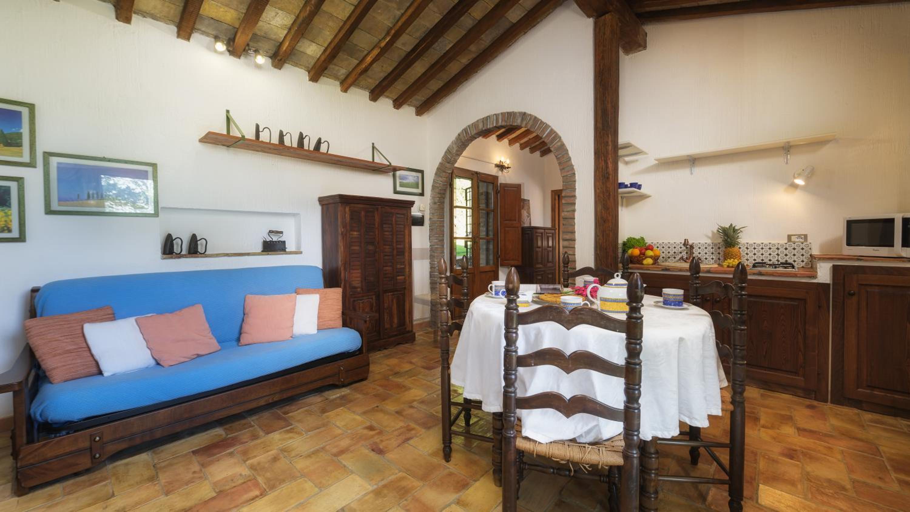 Four-Bedroom Villa photo 3