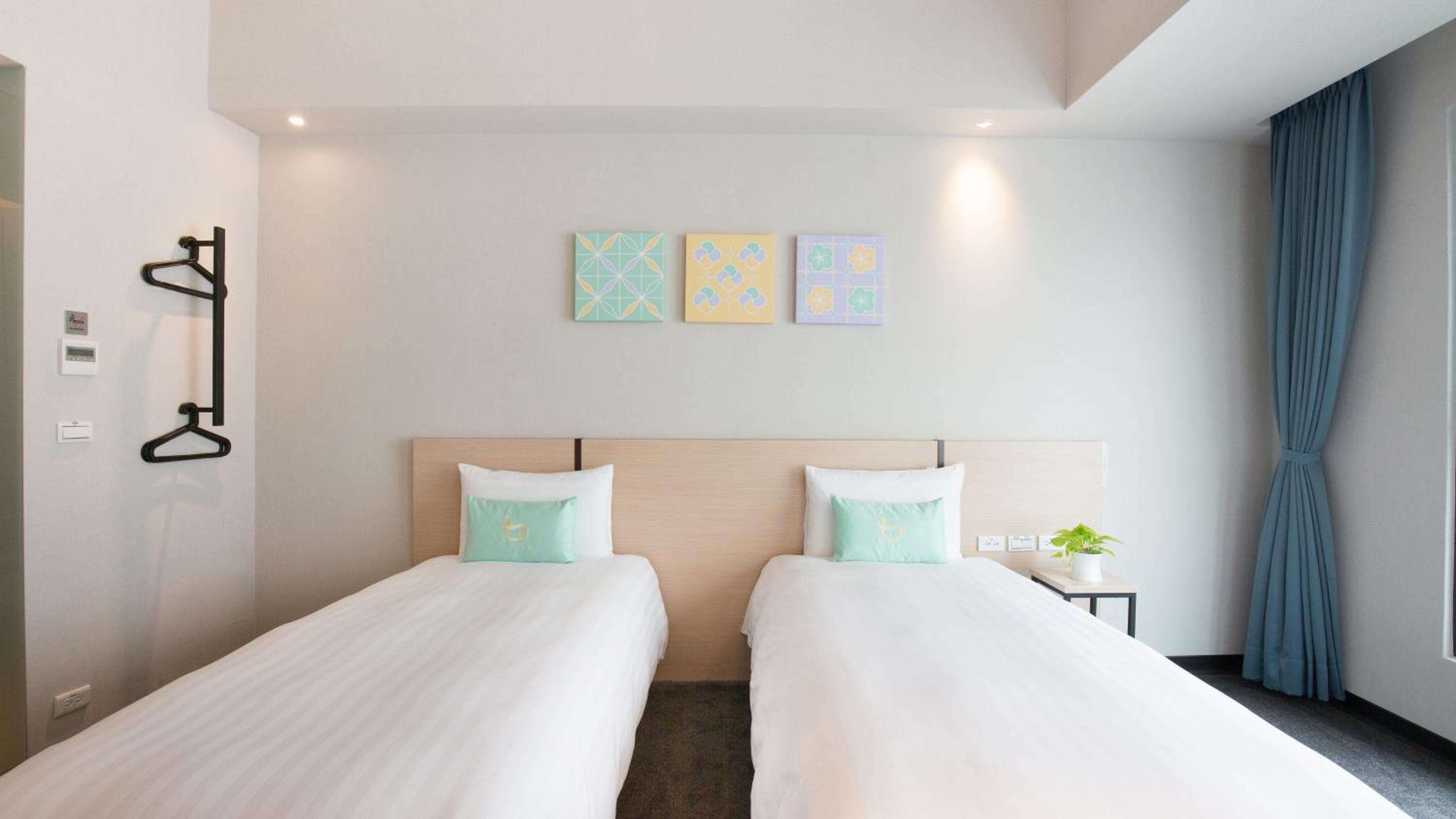 Eco-friendly Twin Room photo 2