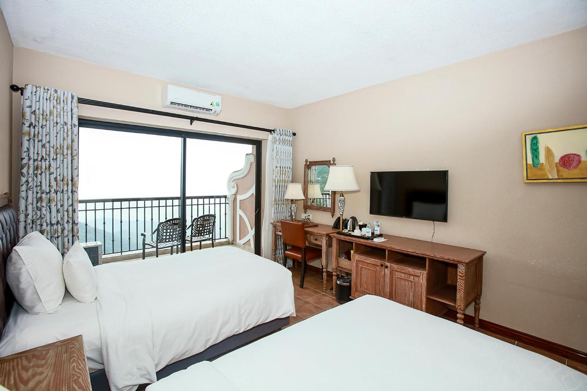 Deluxe Double Room with Mountain View - Photo 6