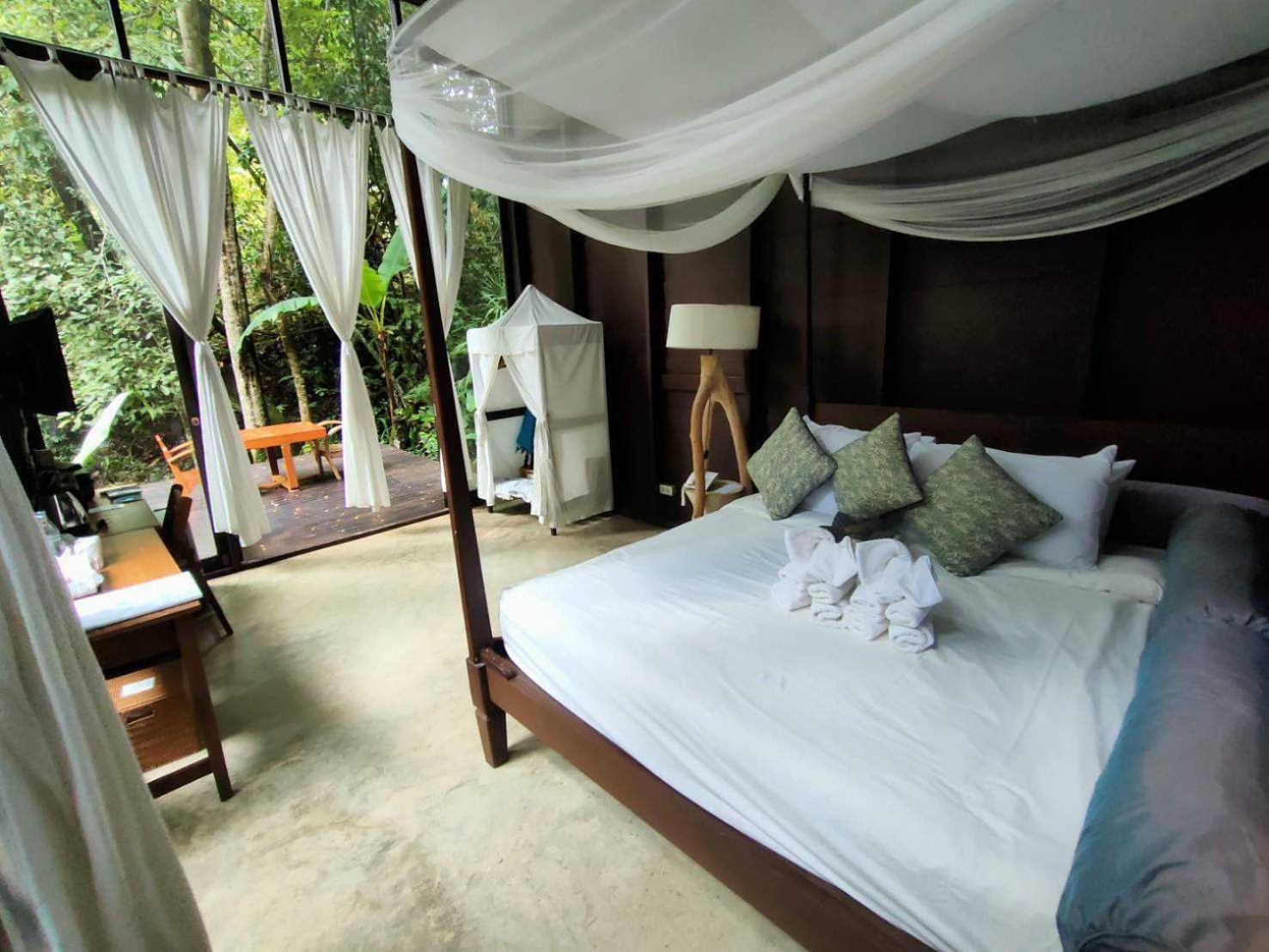 Private Villa Garden With Air Conditioning 
