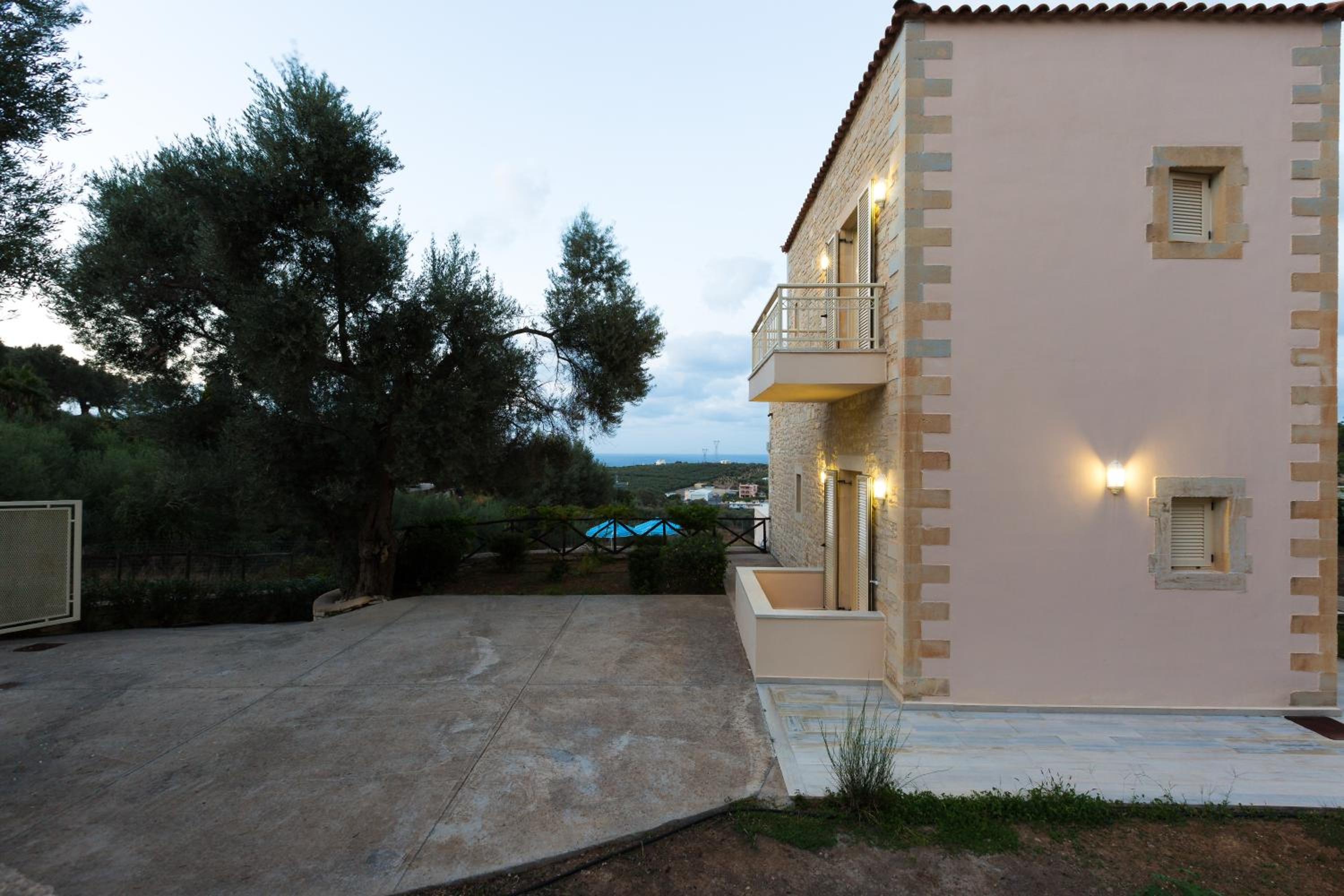 Standard Villa photo 3
