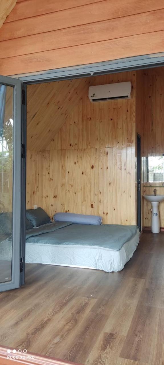 One-Bedroom Bungalow - Photo 1