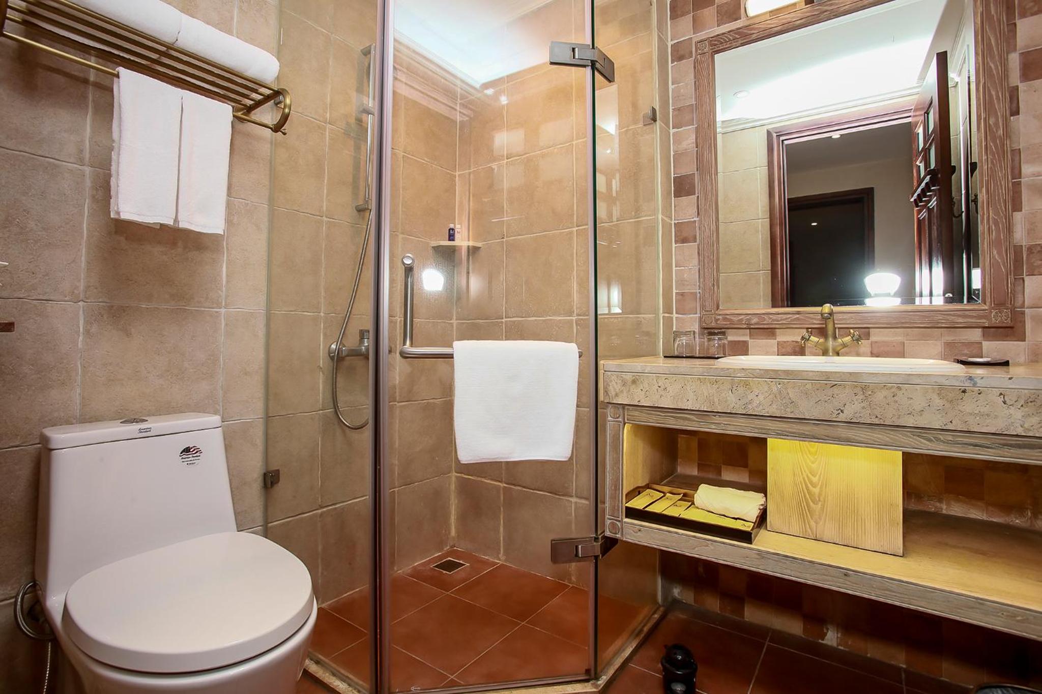 Suite - Photo 4
