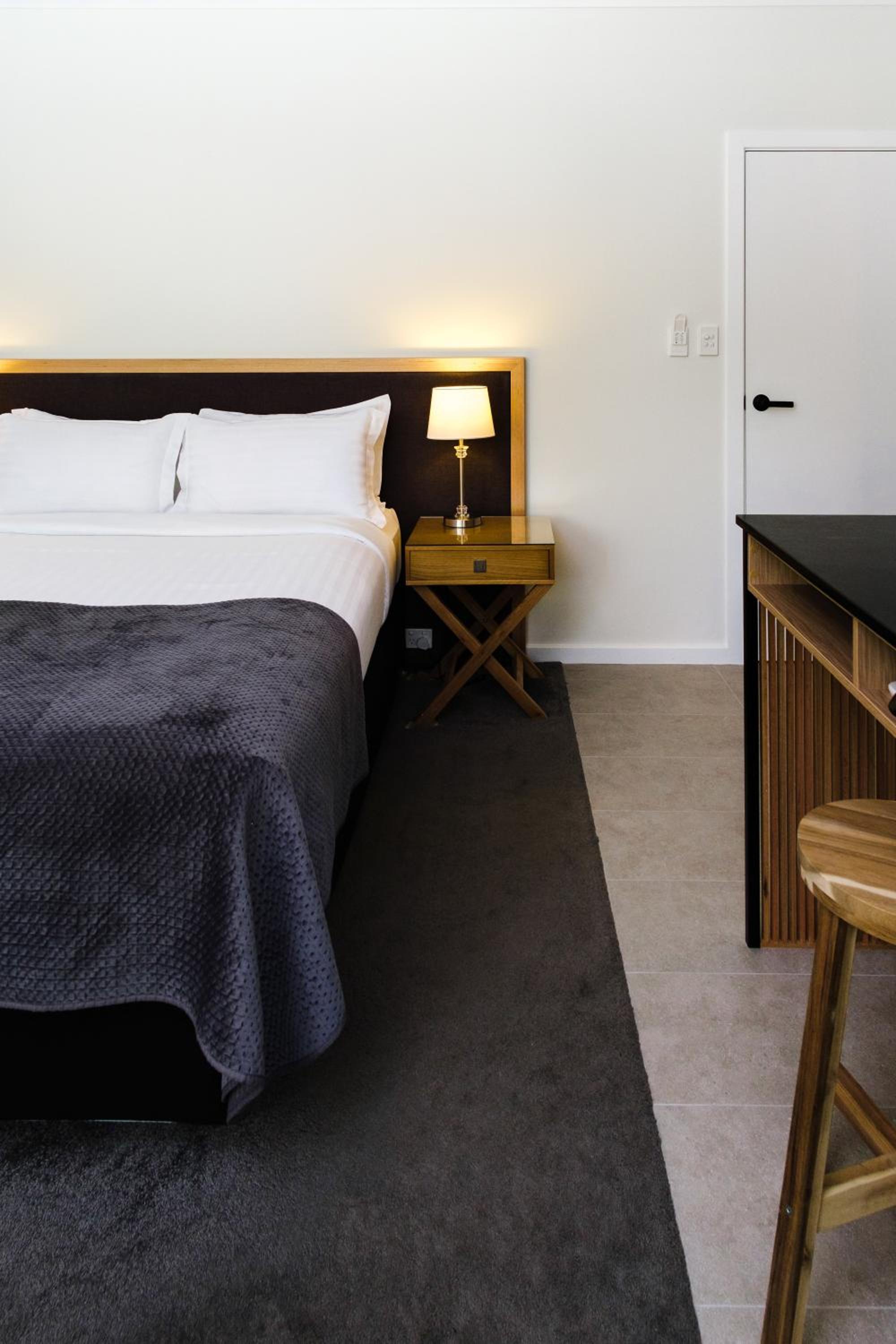 Garden Suites - Photo 8