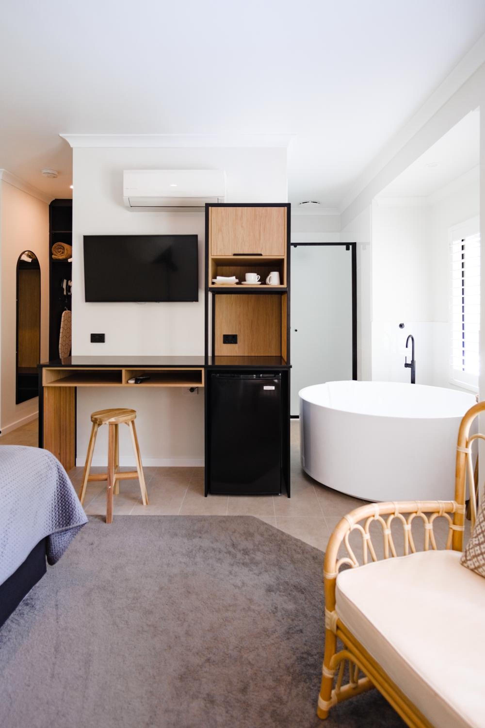 Garden Suites - Photo 7