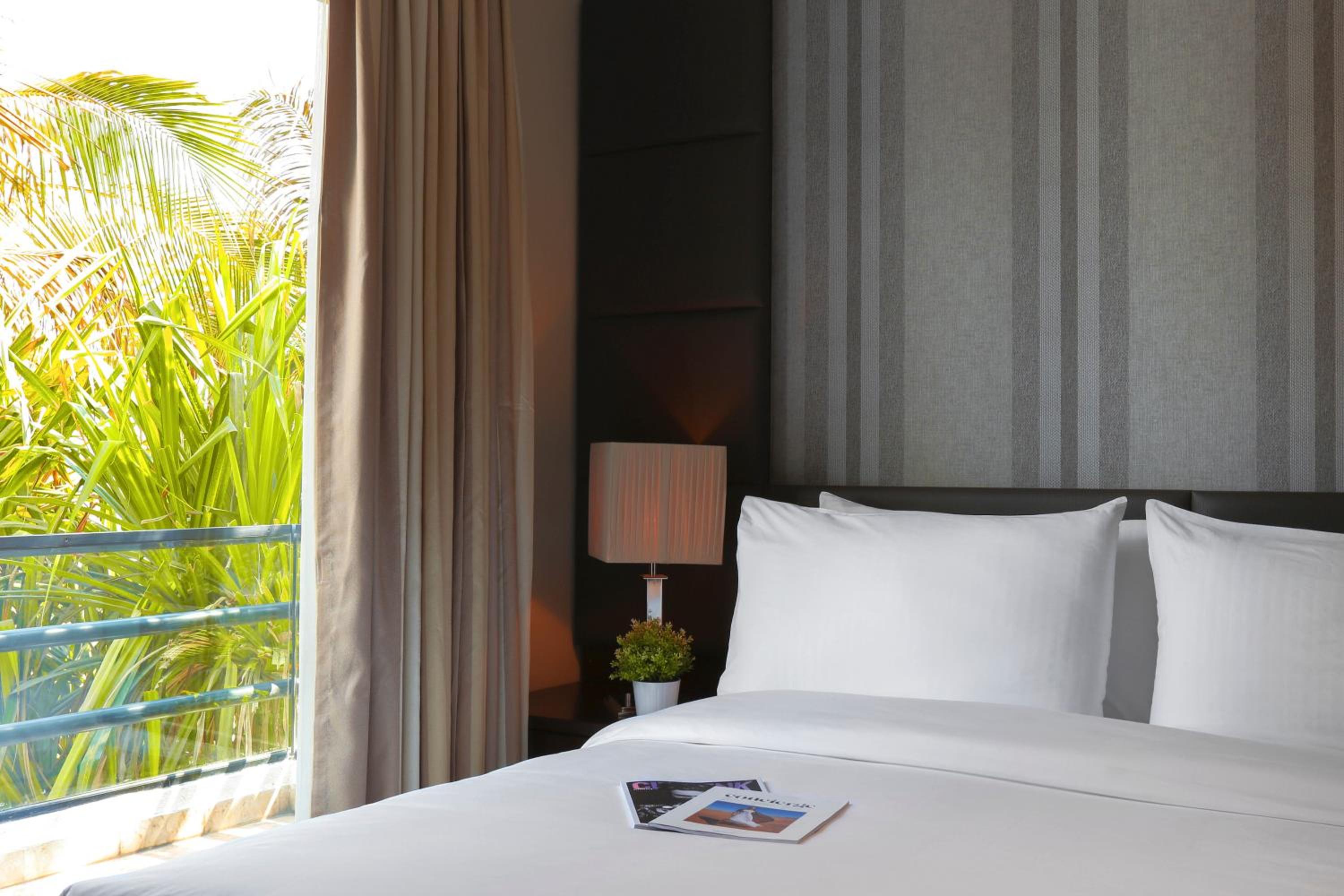 Balcony Room