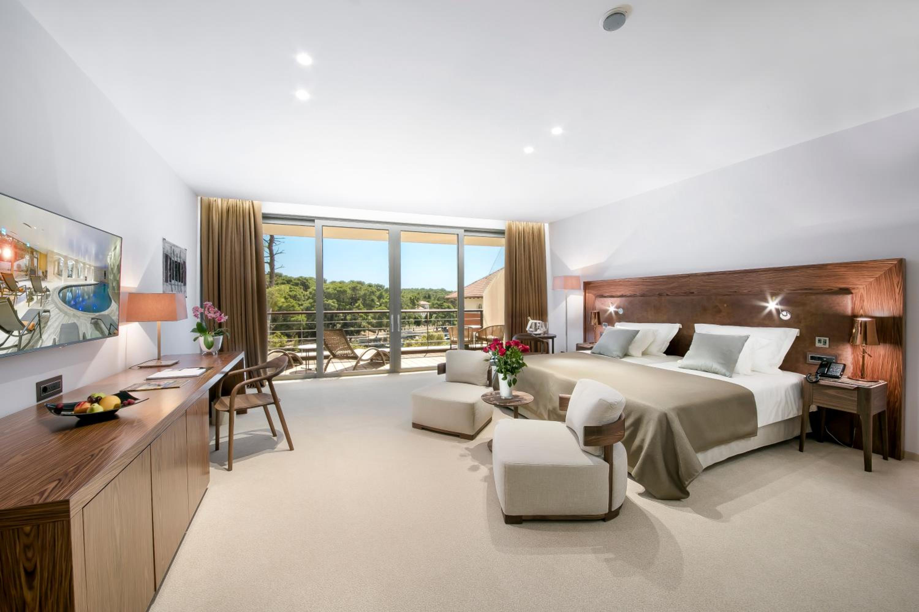 Premium Double Room with Balcony and Sea View