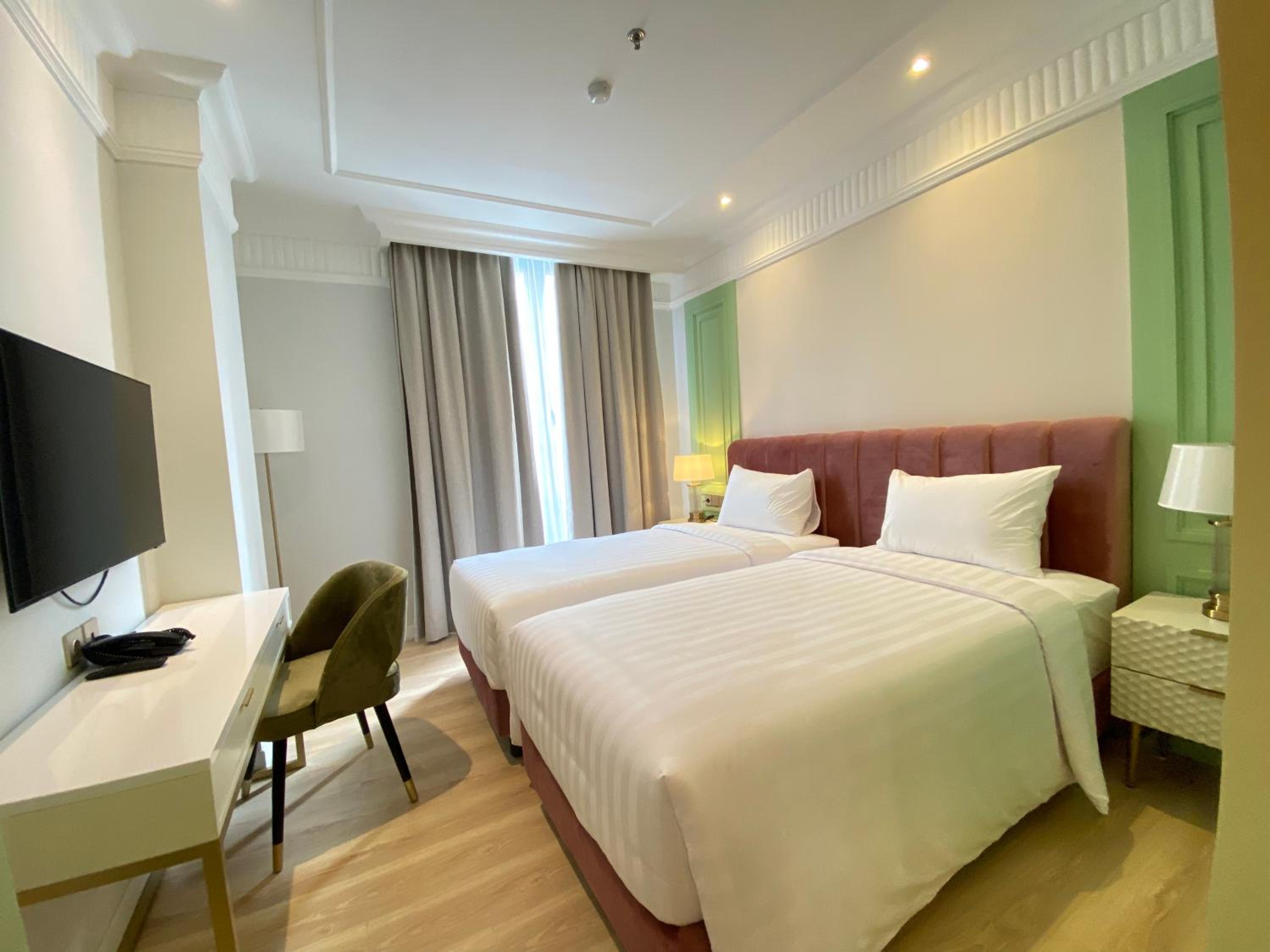 Superior Twin Room - Photo 2