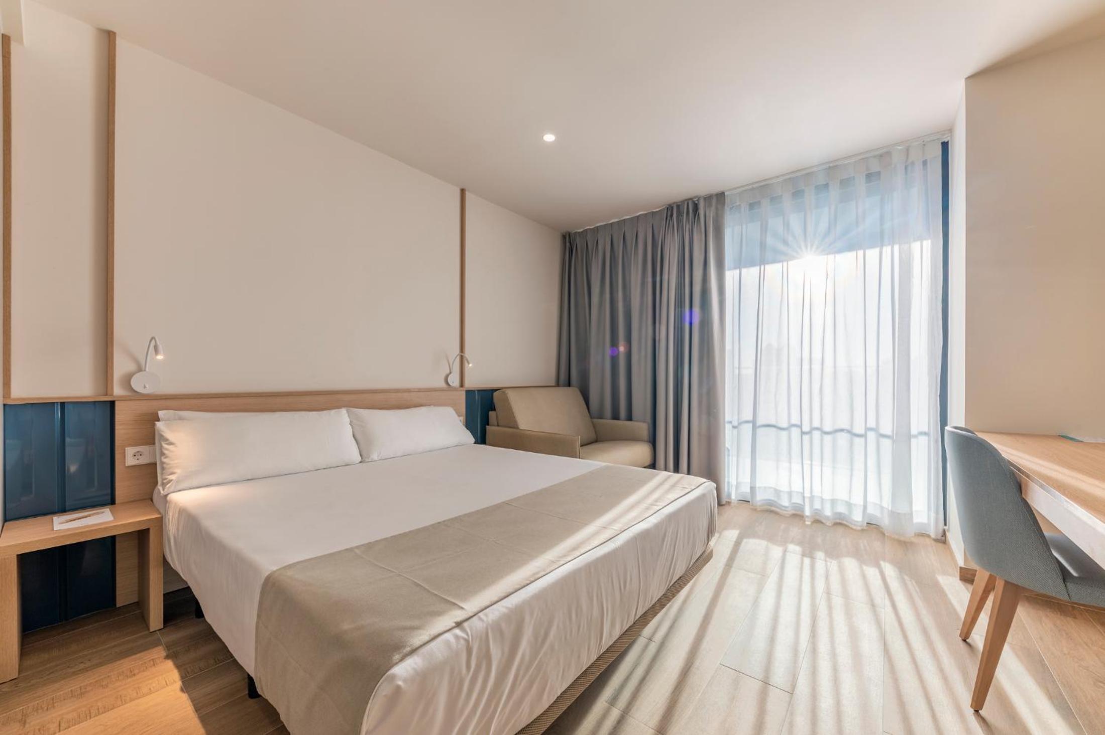 Triple Room with Terrace (1 Adult + 2 Children)