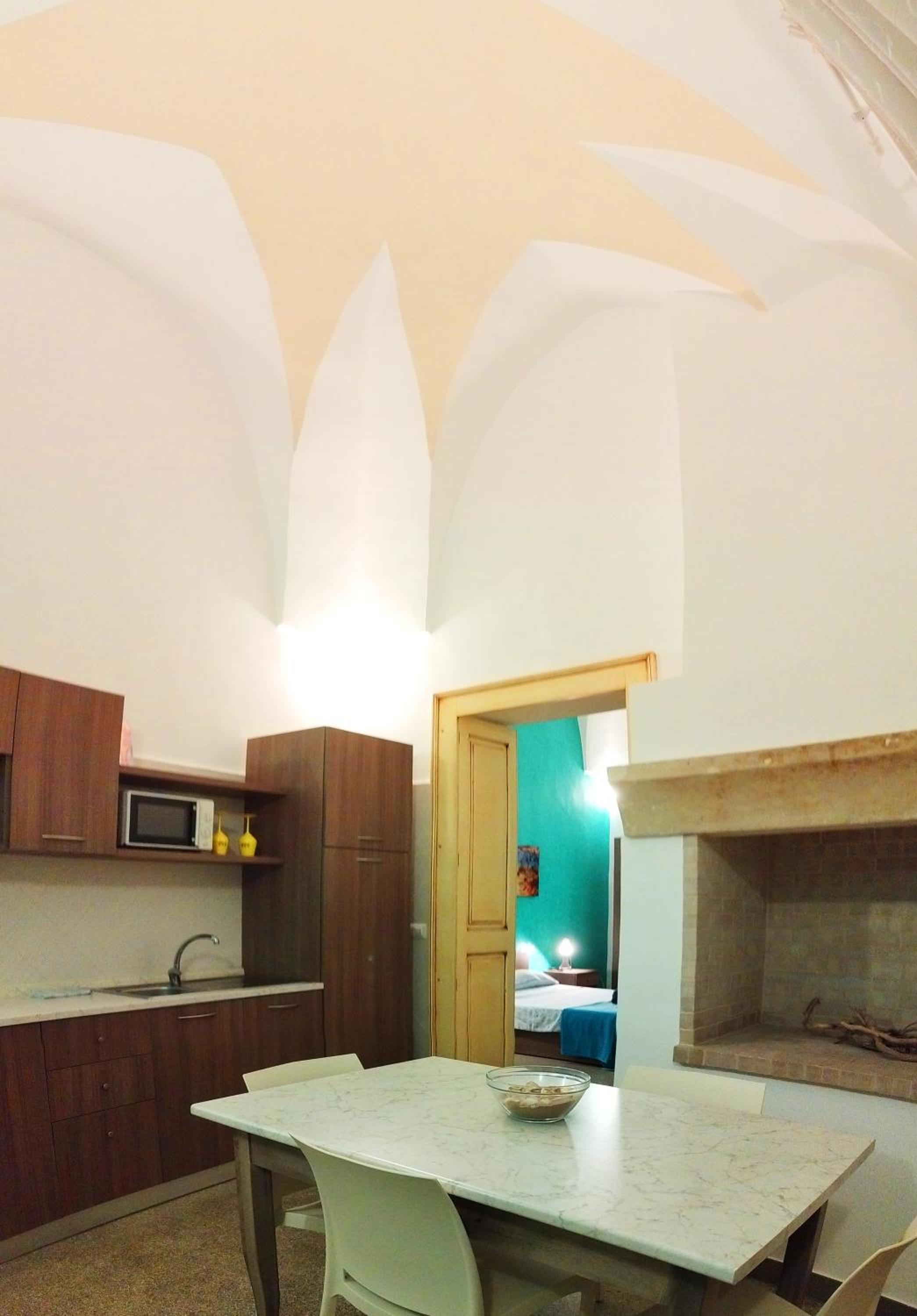 Suite with Hot Tub photo 3