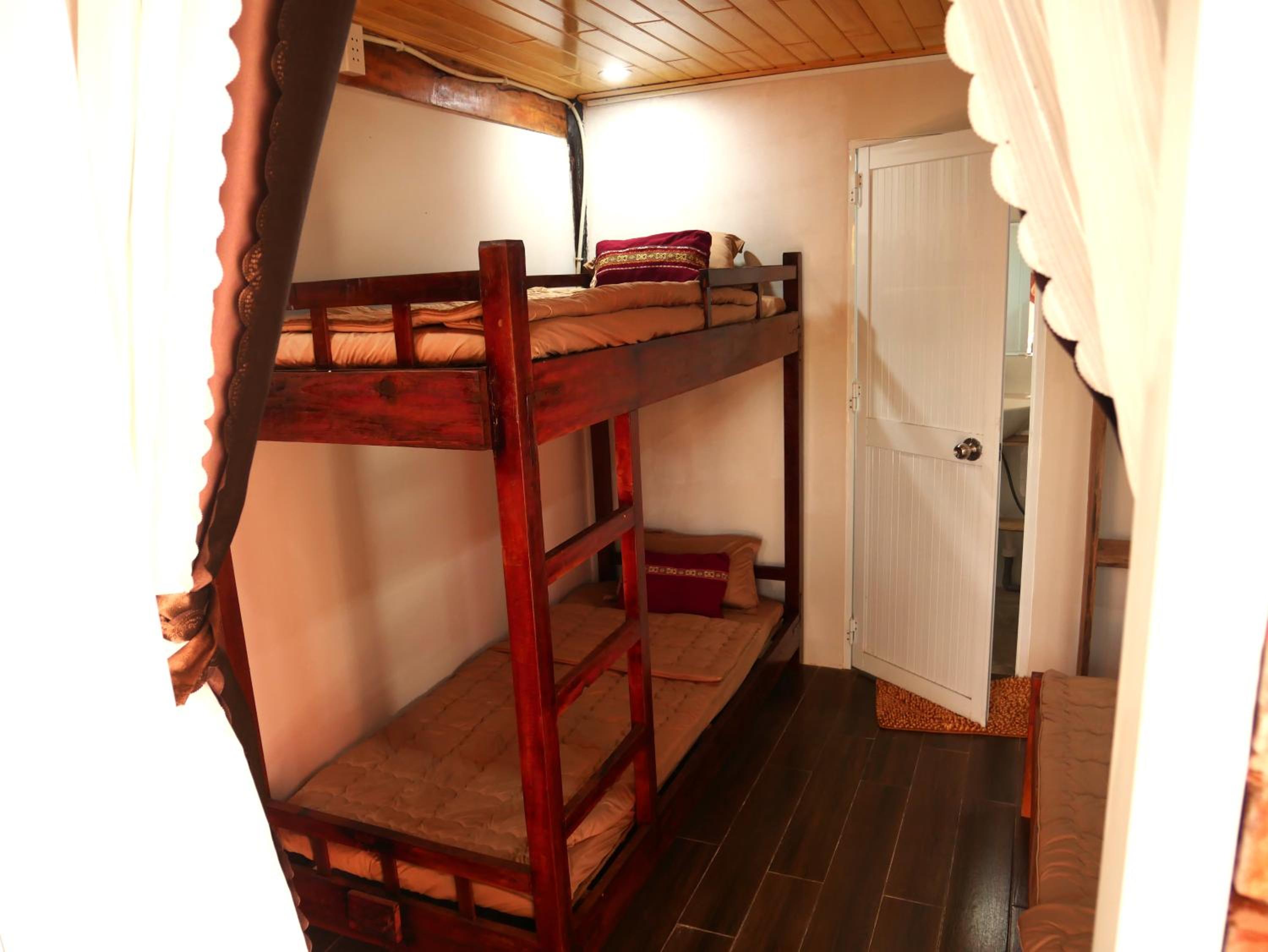 Triple Room with Private Bathroom photo 1