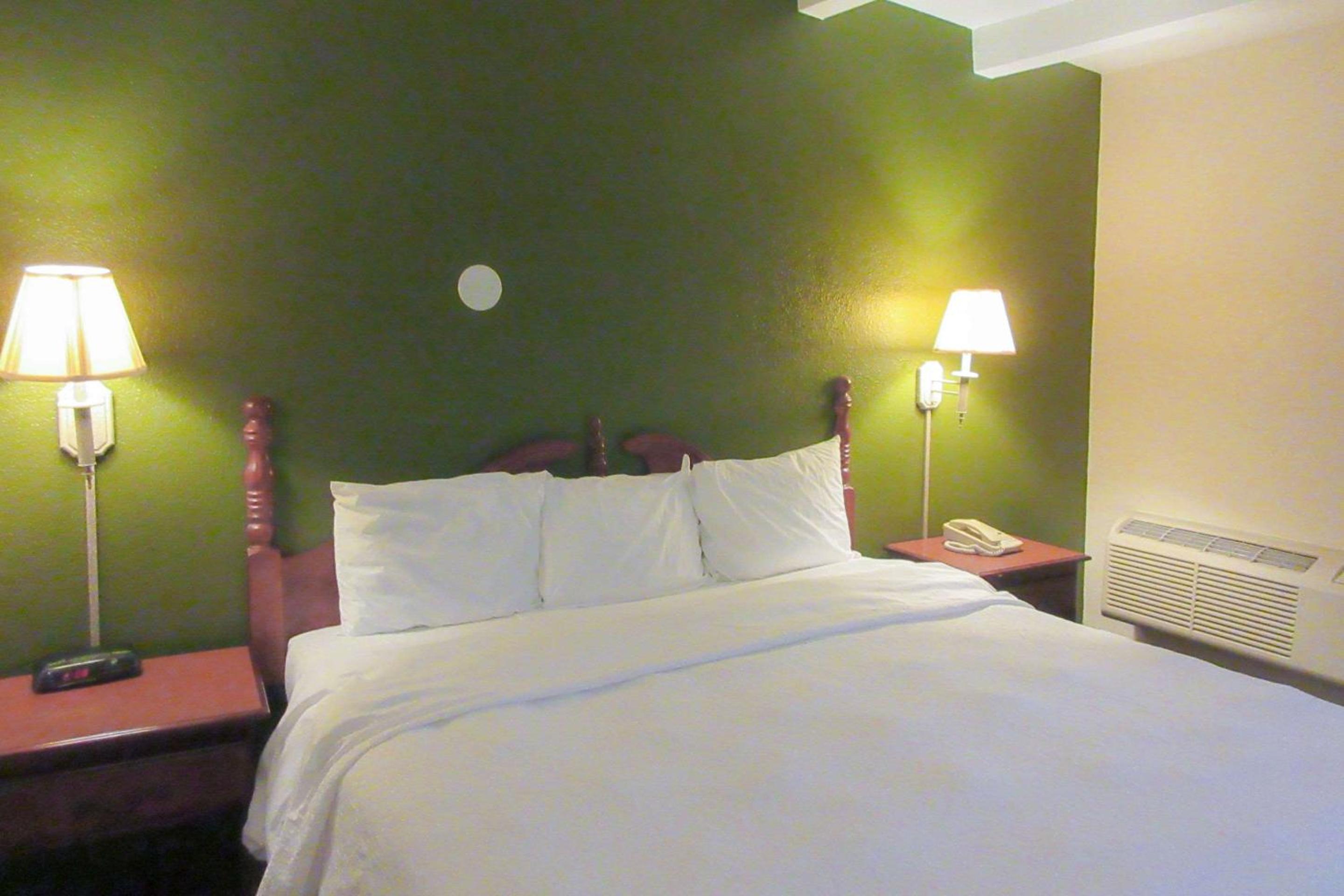 King Room - Smoking  photo 3