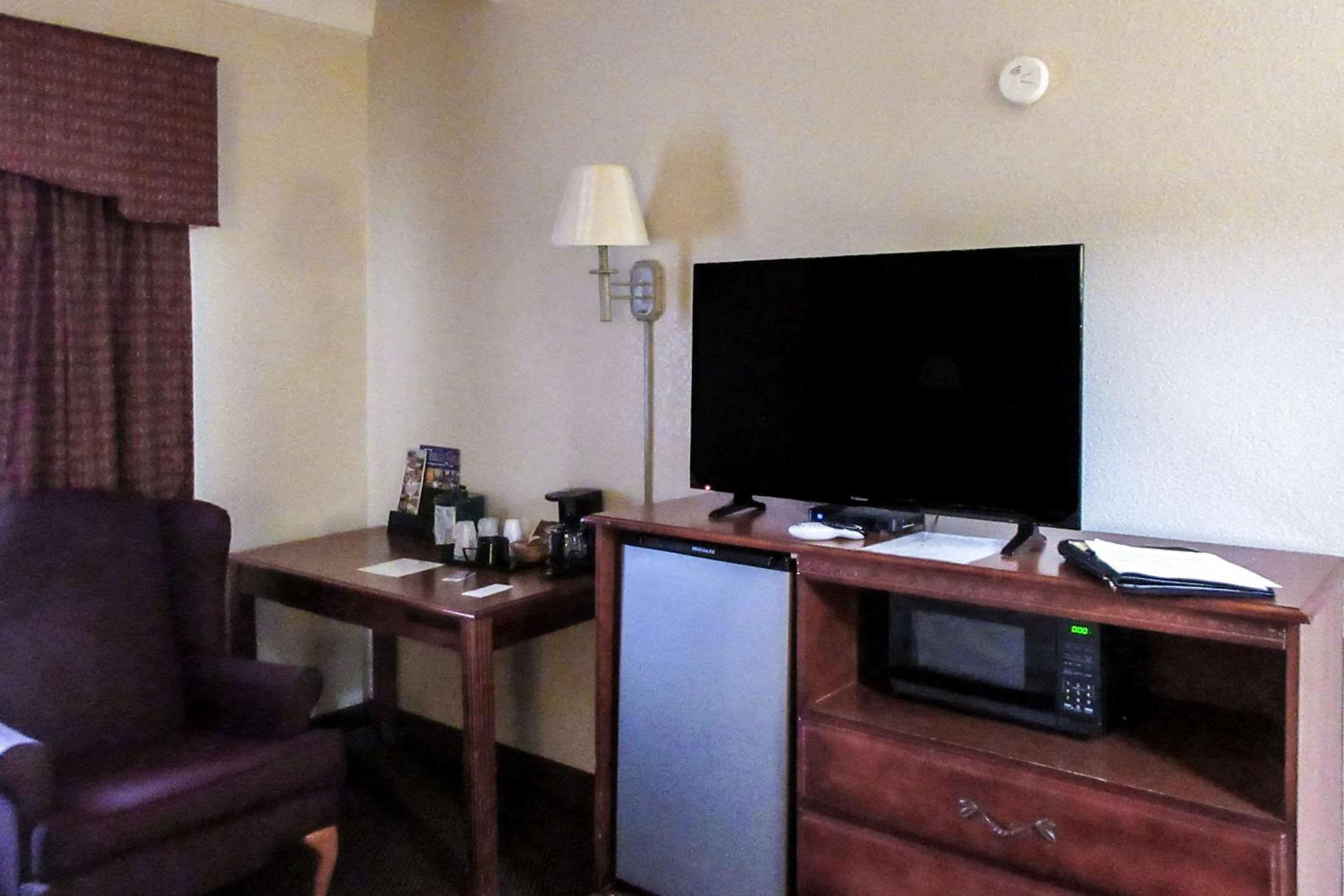 King Room - Smoking  photo 2