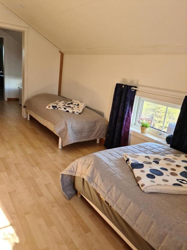 Four-Bedroom House - Photo 87