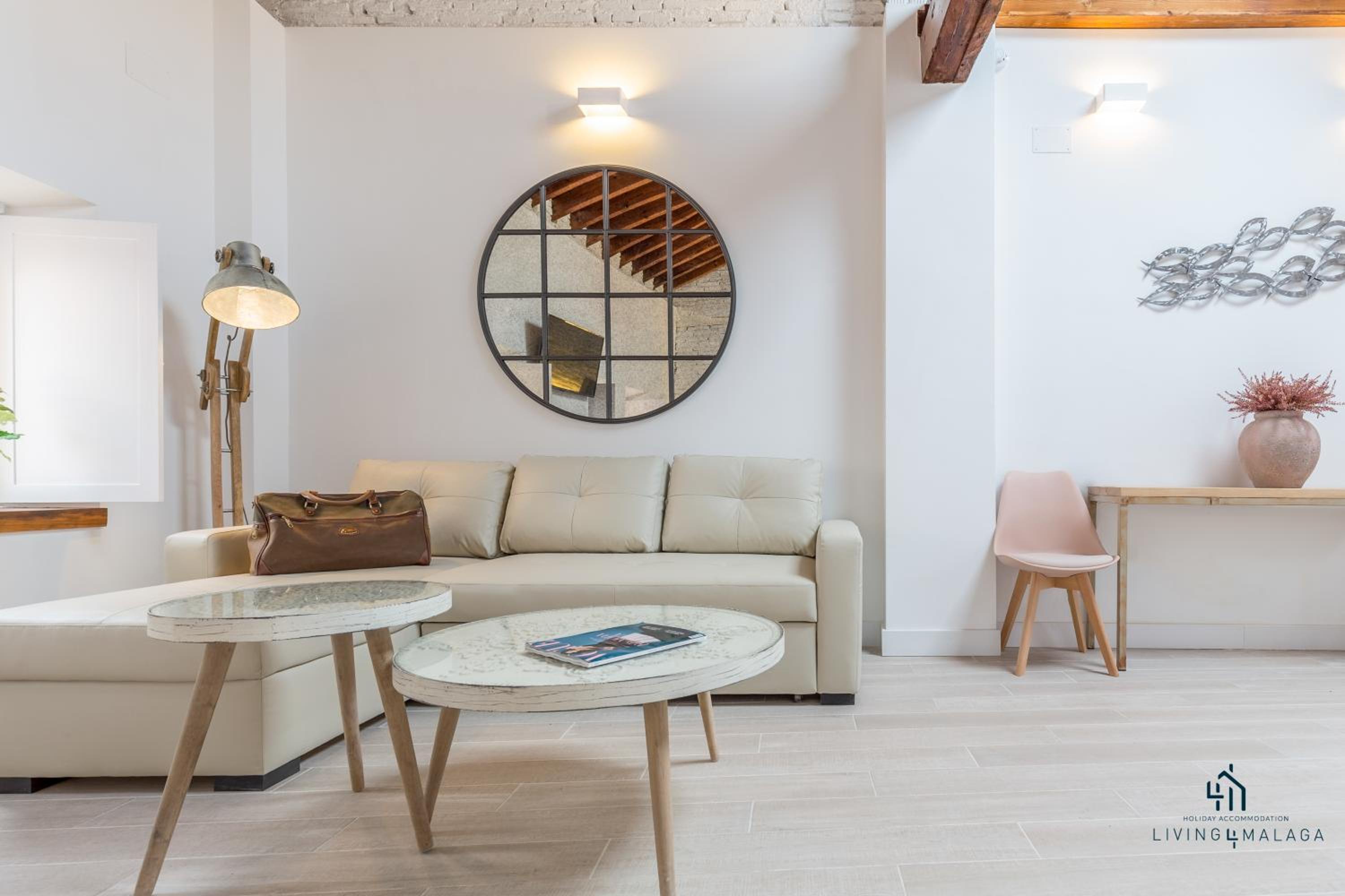 Apartamento Estudio con Azotea y Bañera de Hidromasaje