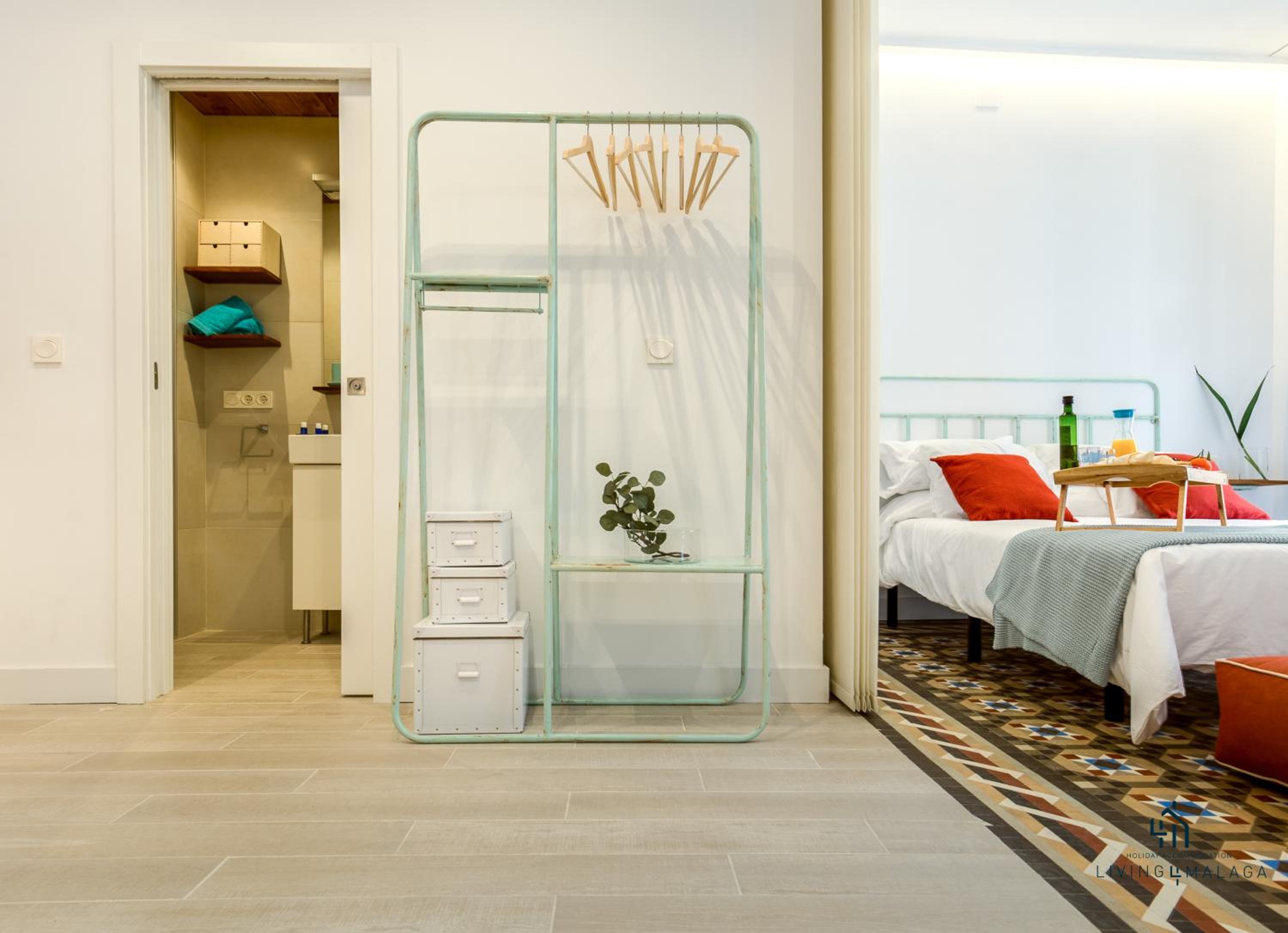 Apartamento Estudio con Balcón Francés
